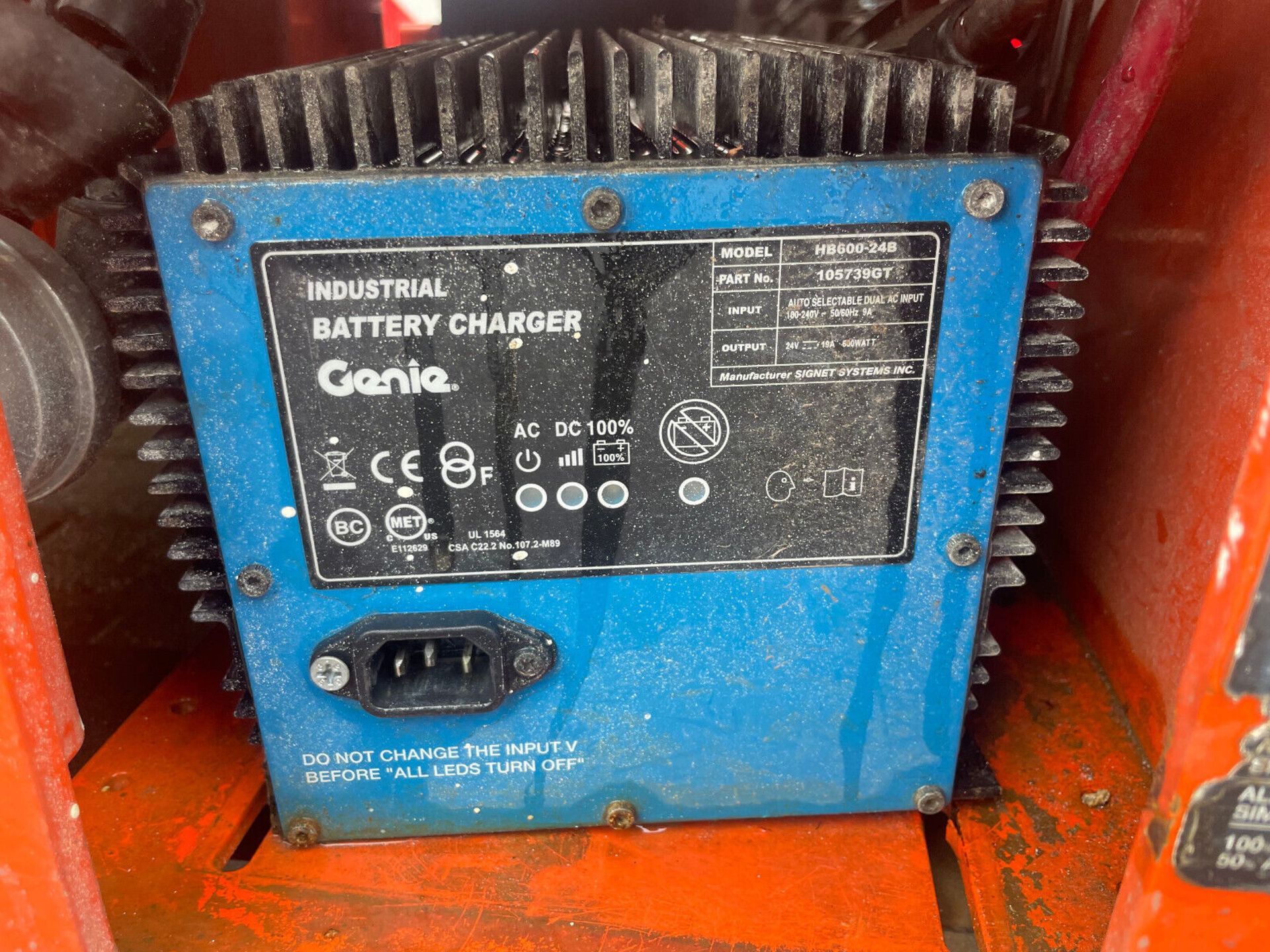 ELECTRIC EFFICIENCY: 2015 WORK PLATFORM WONDER - Image 5 of 7