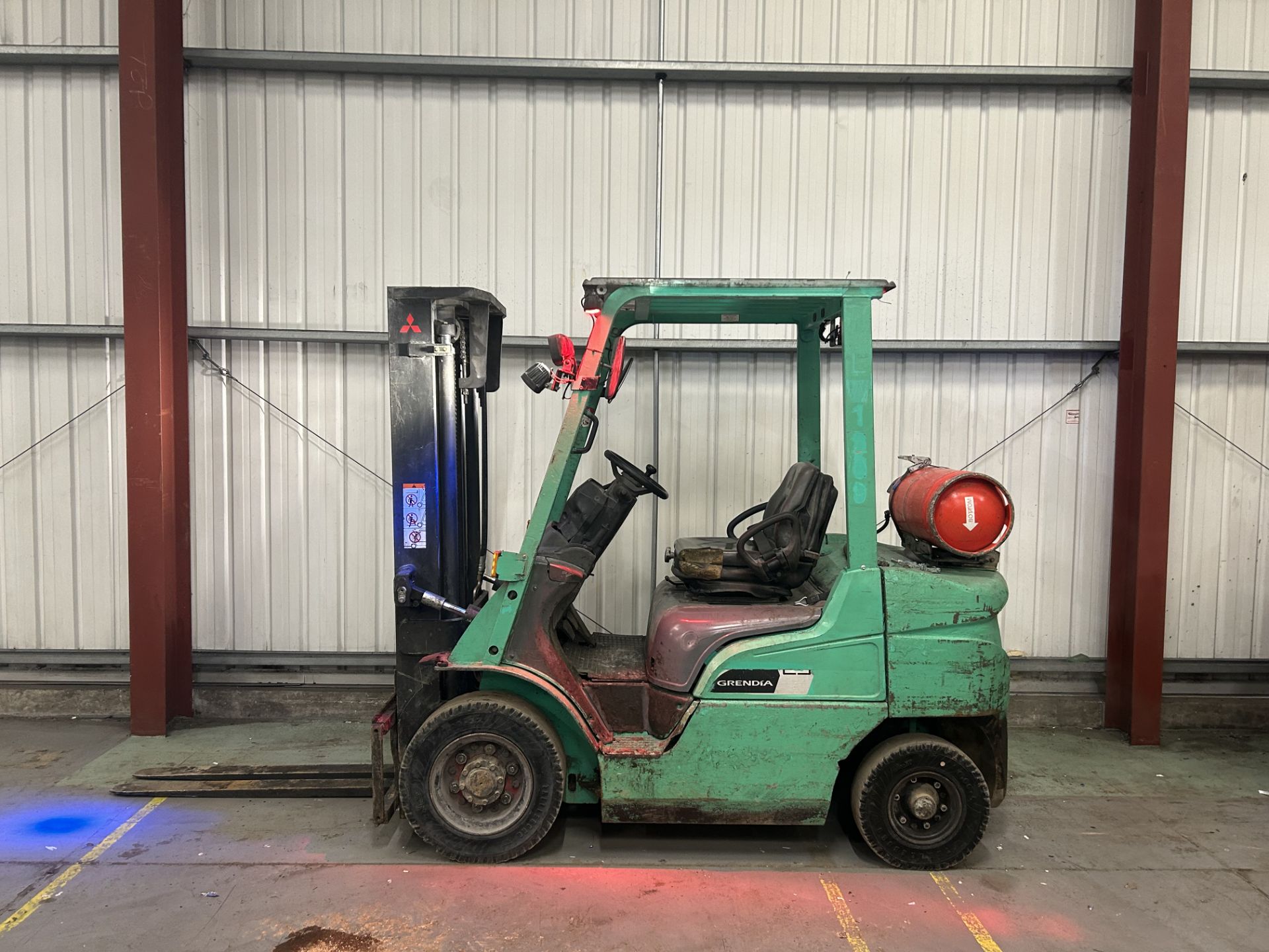 LPG FORKLIFTS MITSUBISHI FG25NT - Bild 6 aus 6