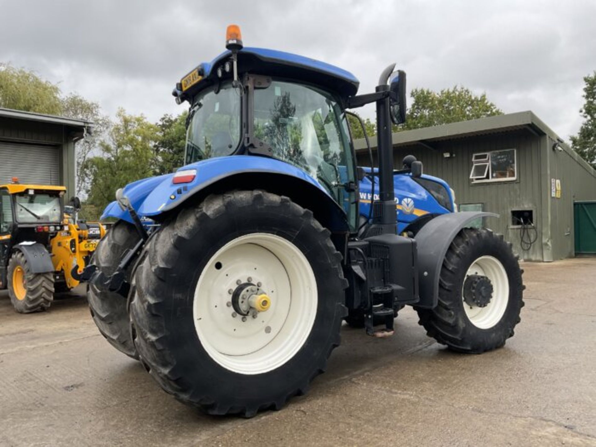 NEW HOLLAND T7.245 - Bild 8 aus 11