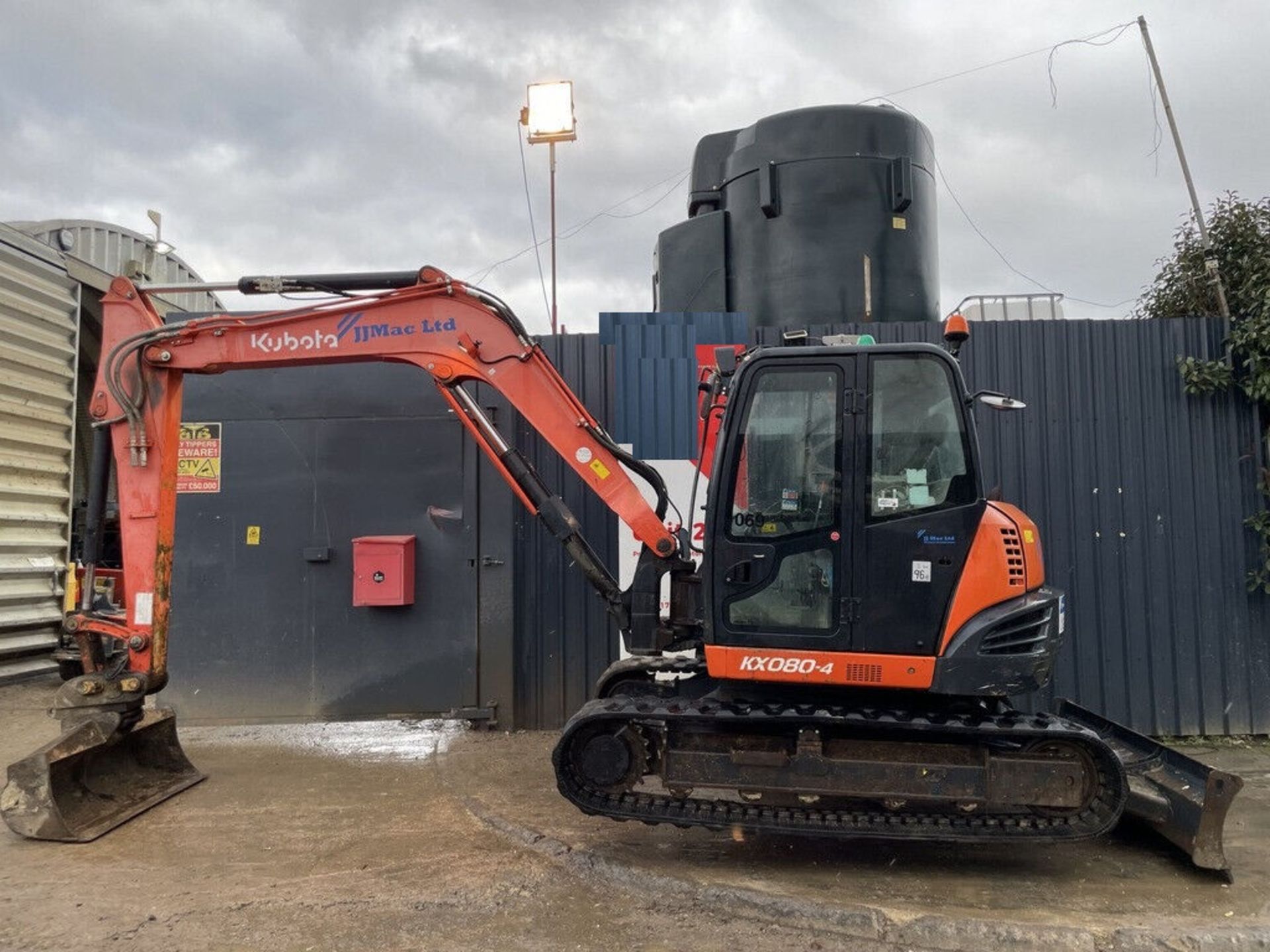 2015 KUBOTA KX080-4: MIDI EXCAVATOR MASTERY WITH 4399 HRS - Bild 2 aus 13