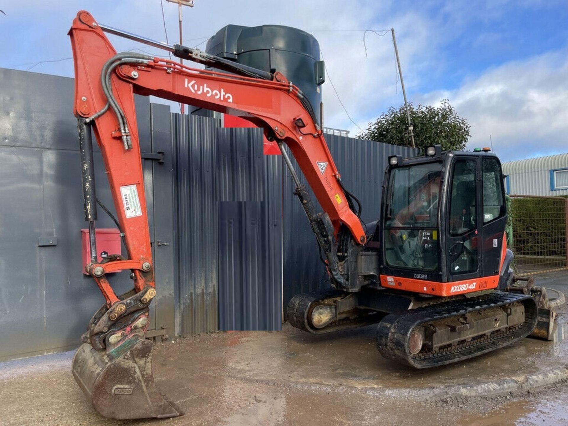 TWIN SPEED TRIUMPH: KUBOTA KX080-4 2018 - HYDRAULIC QUICK HITCH - Image 9 of 9