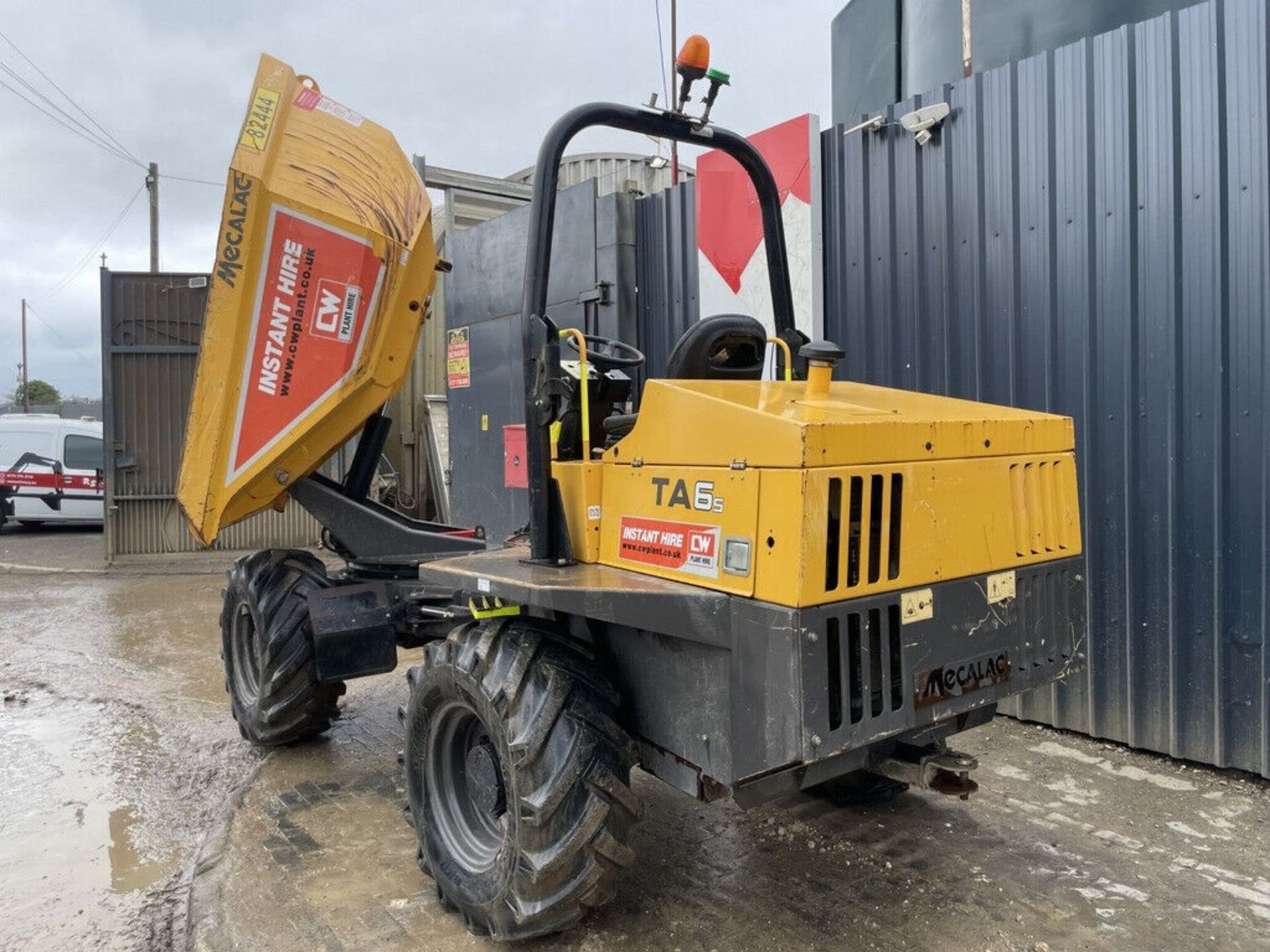 2018 JCB 4X4 SWIVEL: TURBO DIESEL POWERHOUSE - Image 10 of 11