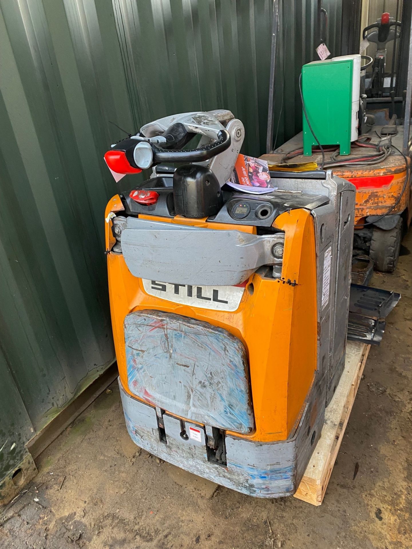 STILL EXU-SF 20 POWERED PALLET TRUCK 2016