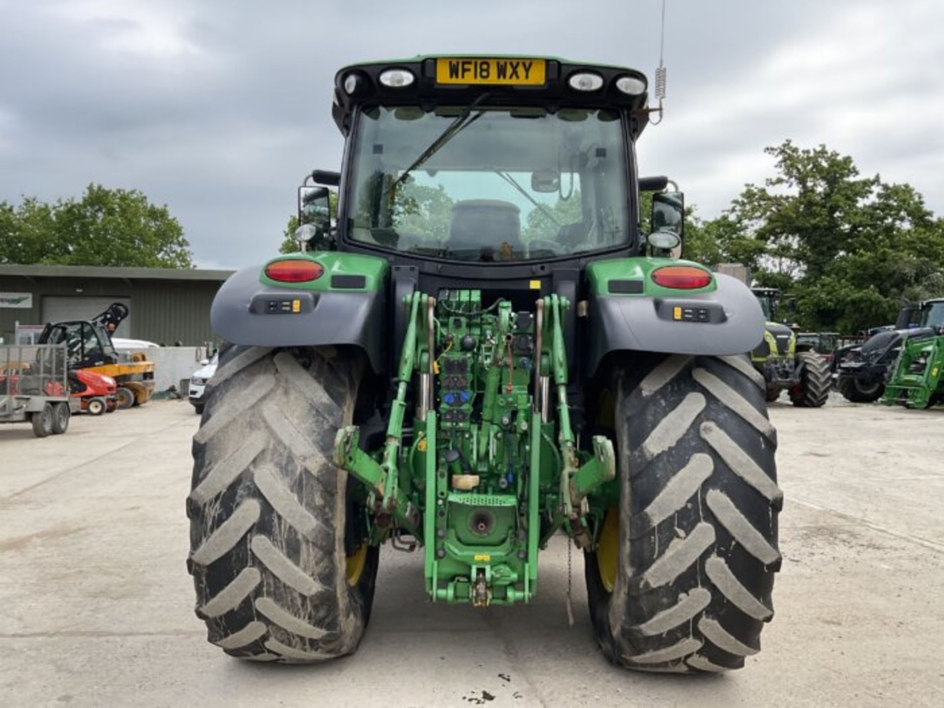 JOHN DEERE 6155R 7002 HOURS. - Image 8 of 12