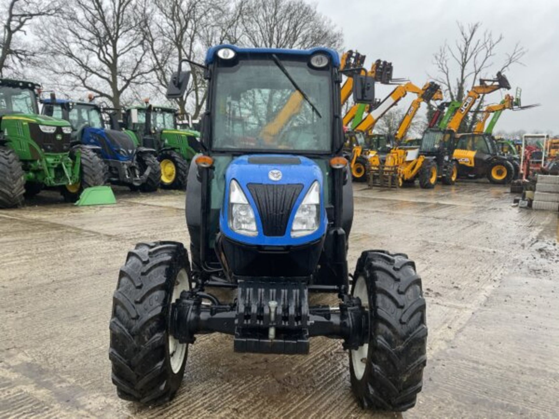 NEW HOLLAND T4.85F 5268 HOURS. - Bild 8 aus 10