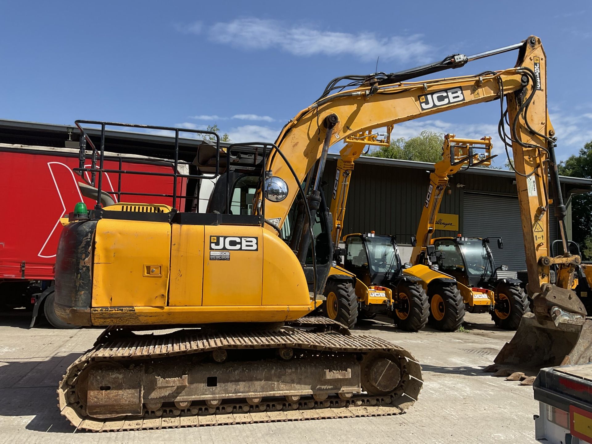 2014 JCB JS 145 LC