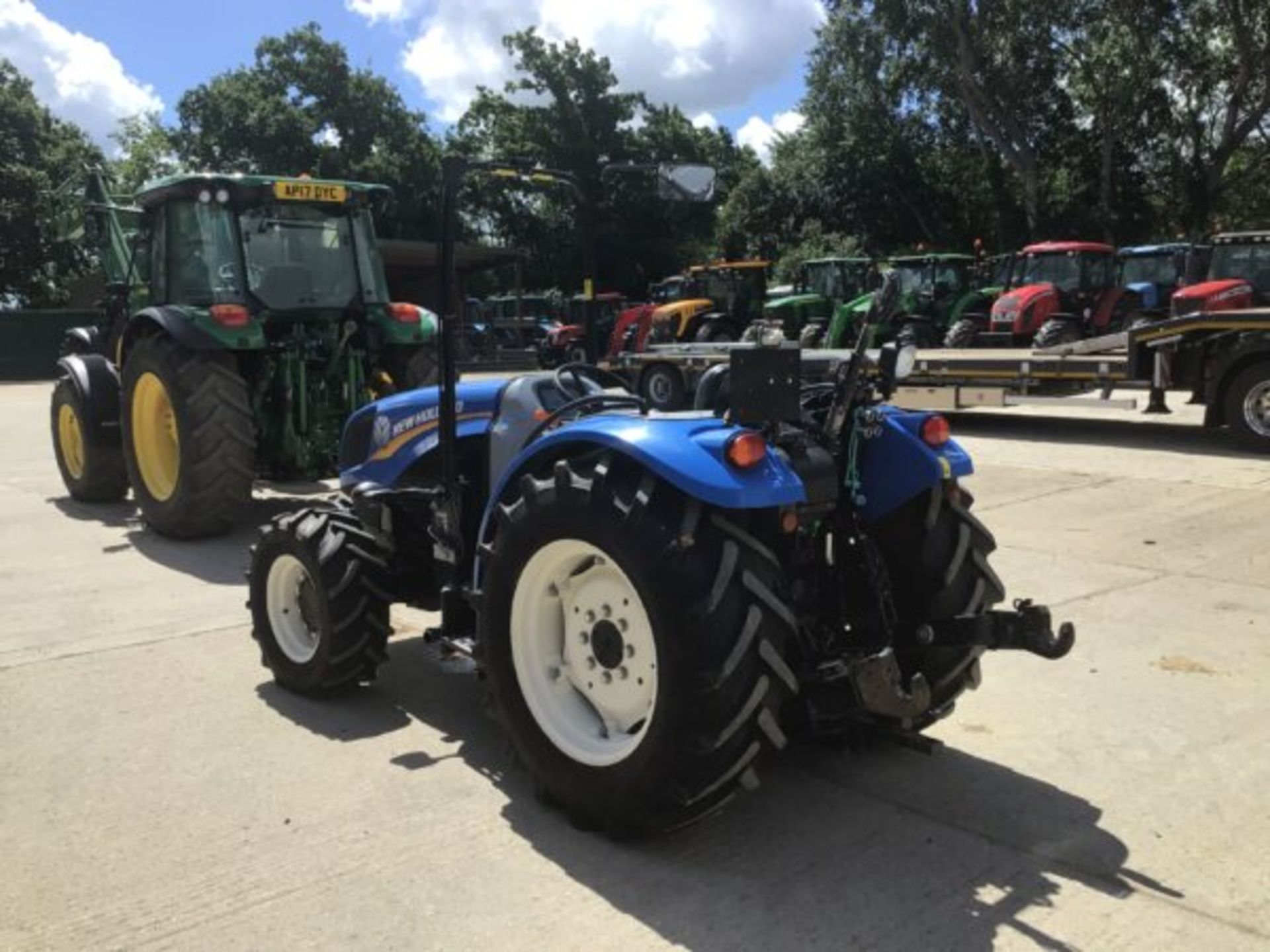 NEW HOLLAND T3.55F - Bild 2 aus 9