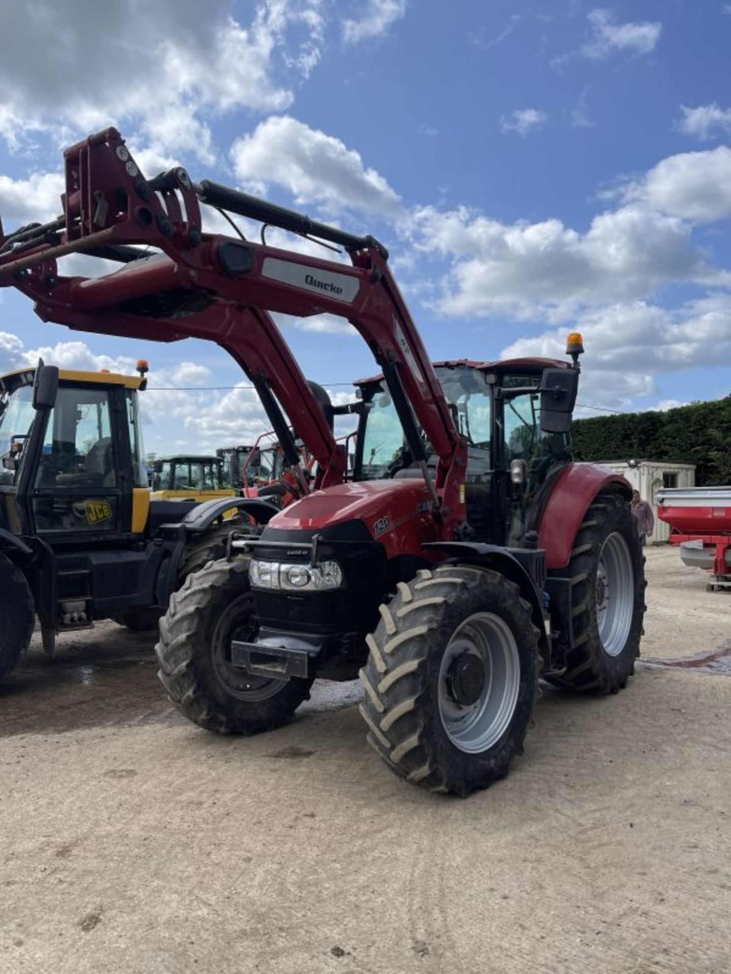 CASE LUXXUM 120 C/W LOADER