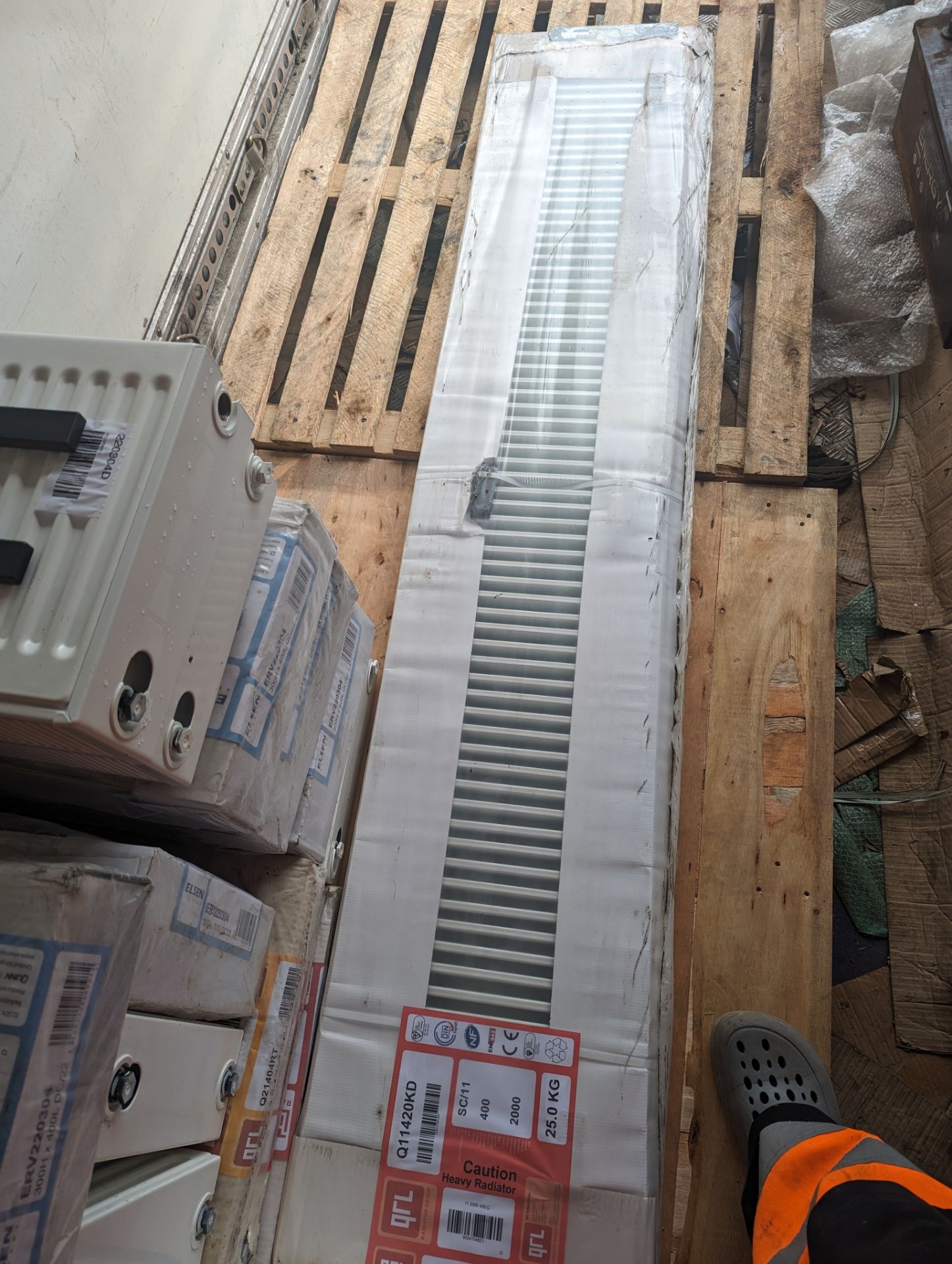 400X2000 SINGLE CONVECTOR RADIATOR - Image 2 of 2