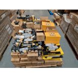 BRANDED GOODS - APPROX RSP £4100 - JCB - DURACELL - STANLEY (LIGHT BULBS, READING GLASSES)