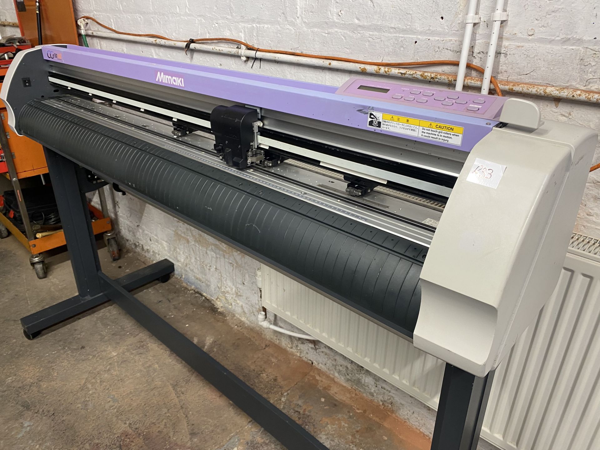 (R33) MIMAKI CG-130 FX2 1370MM WIDE VINYL CUTTER PLOTTER - Image 2 of 3