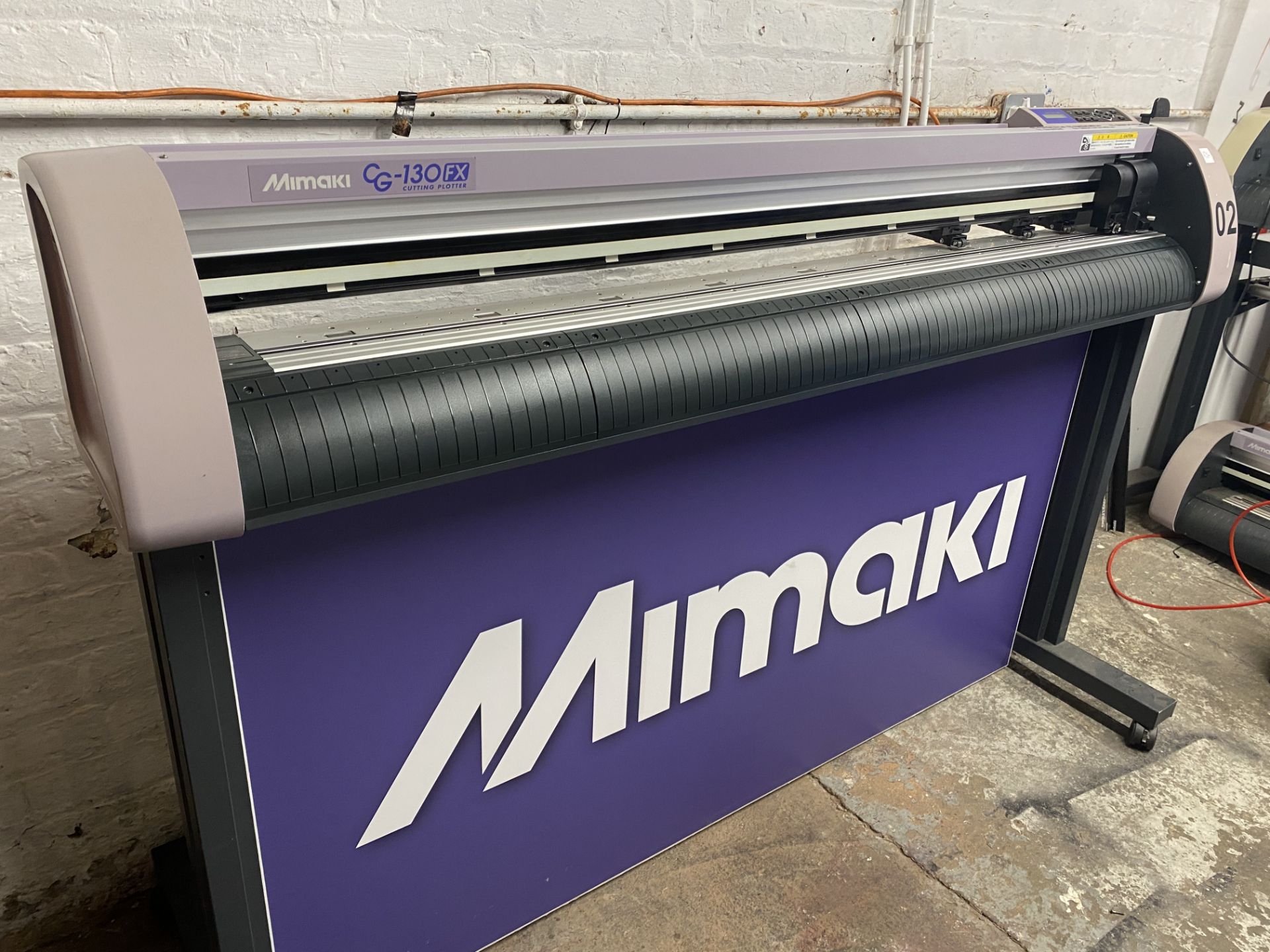 (R34) MIMAKI CG-130 FX 1370MM WIDE VINYL CUTTER PLOTTER - Image 3 of 3