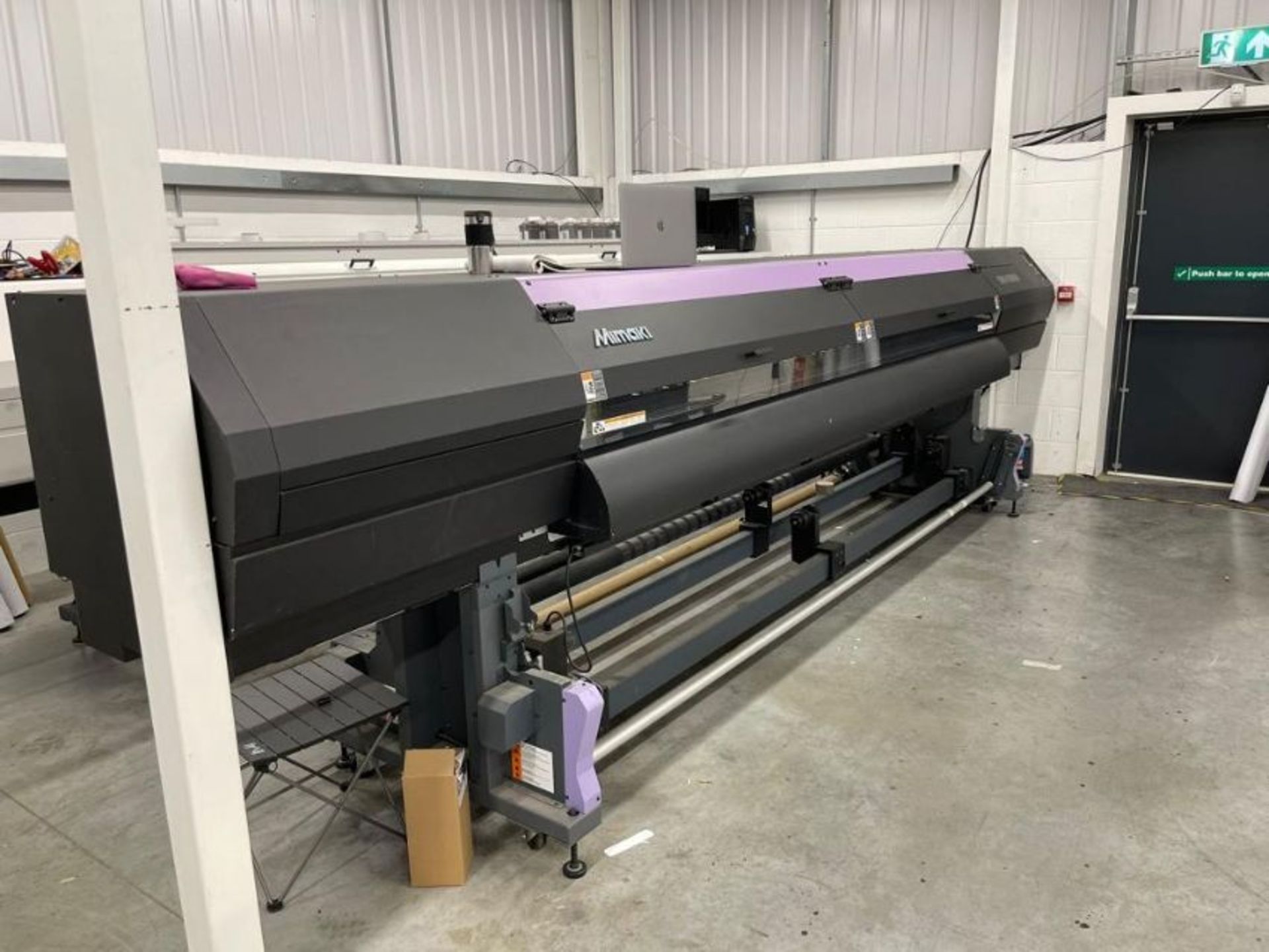 (R32) MIMAKI SWJ-320EA 3.2MTR SUPER WIDE LARGE FORMAT SOLVENT PRINTER - Bild 2 aus 2