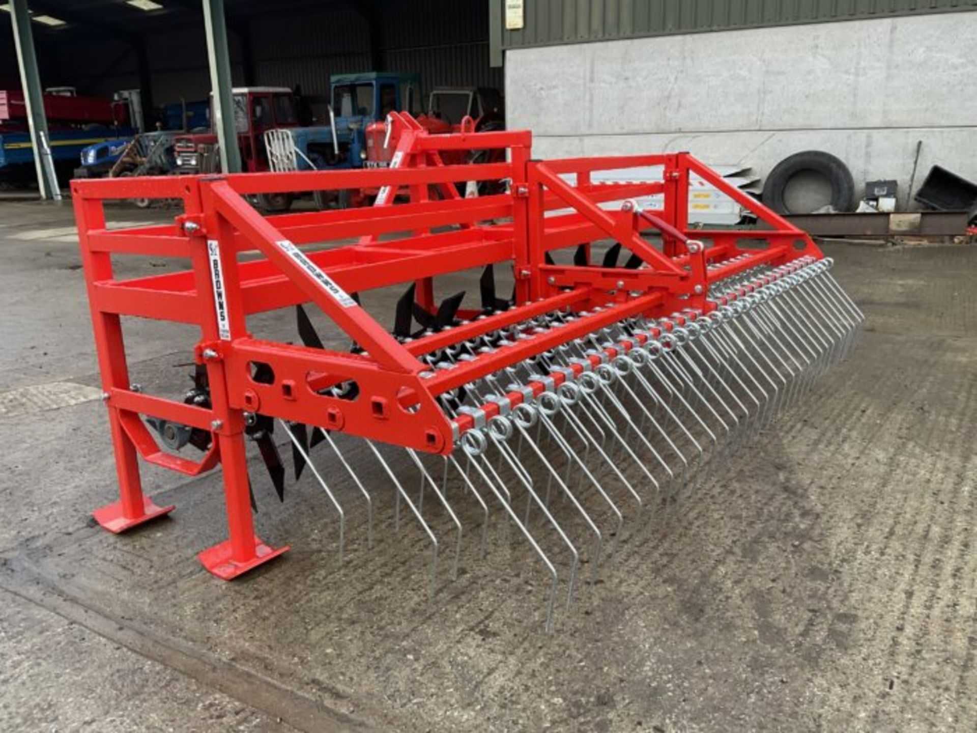 BROWNS 3M SLITMASTER WITH BROWNS SLITMASTER GRASS HARROW - Image 5 of 8