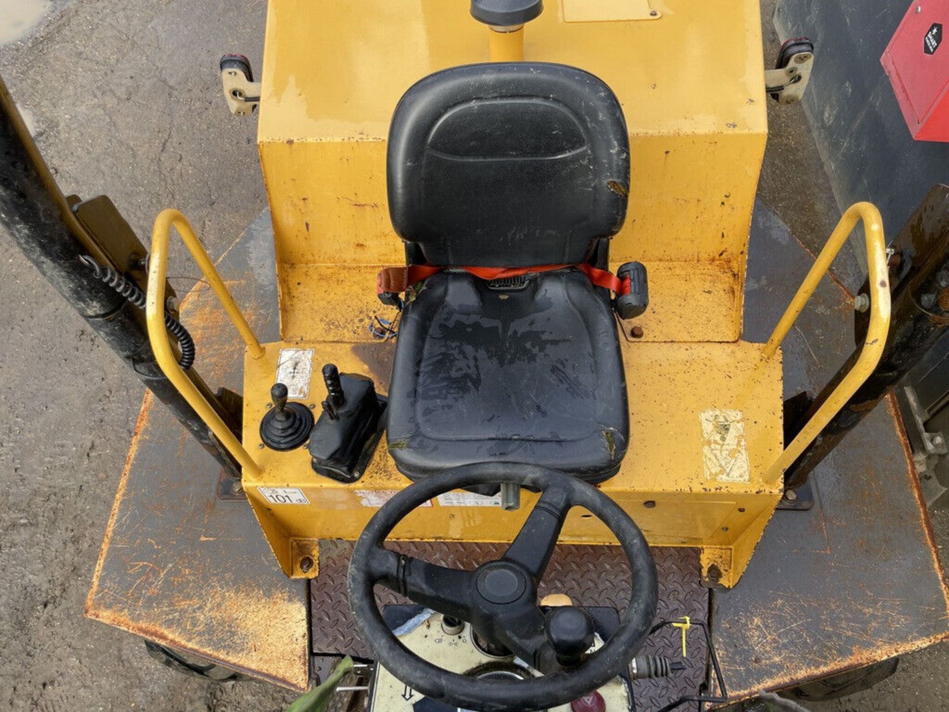 2018 MECALAC TA6S 6 TON SWIVEL DUMPER - Bild 7 aus 9