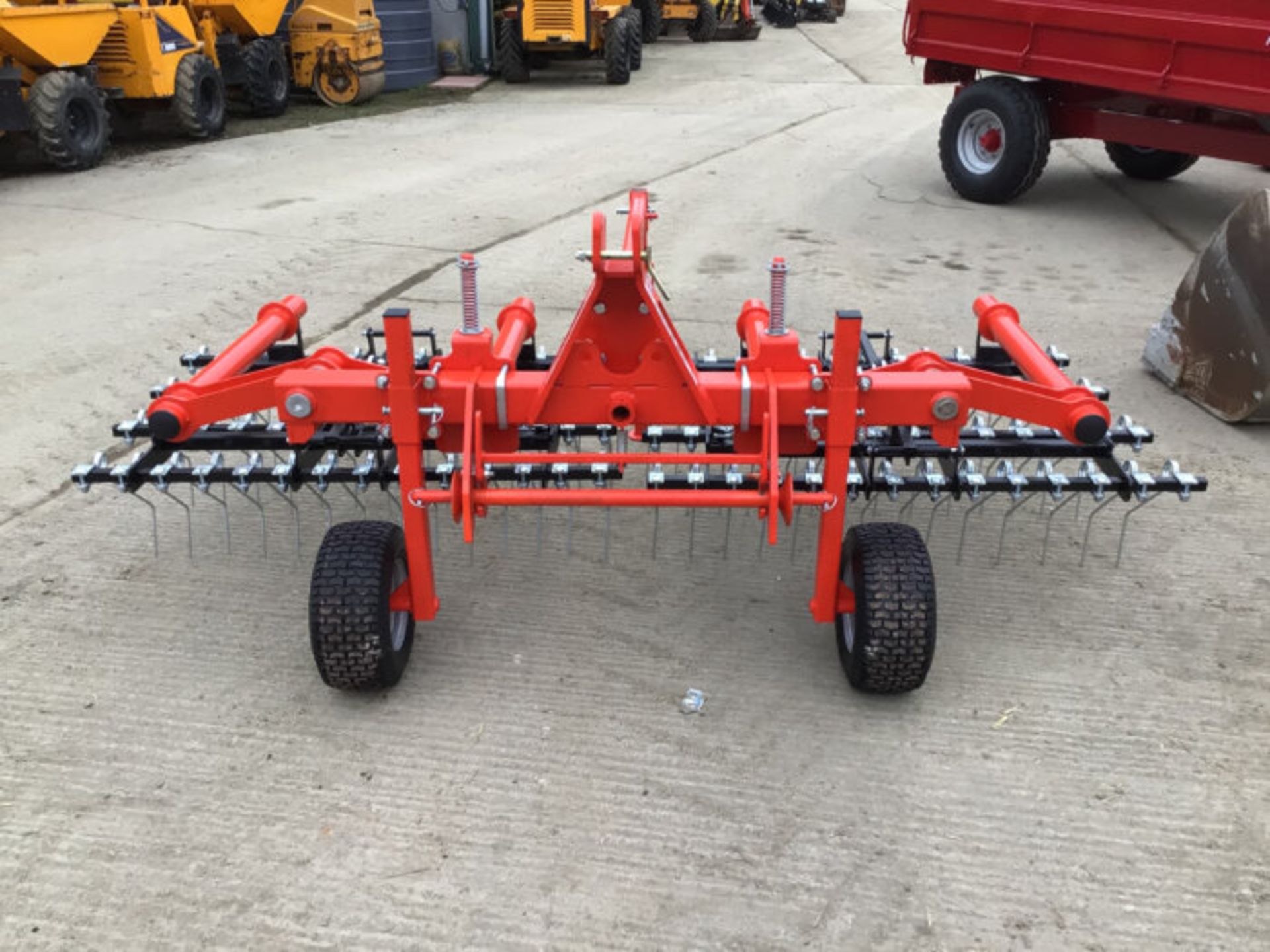 NEW BROWNS 3 METRE GRASS HARROW. 3 POINT LINKAGE - Image 5 of 8