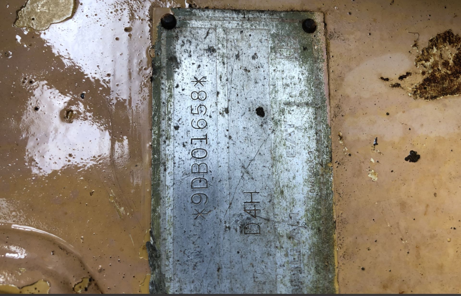 CATERPILLAR D4H LGP TRACKED DOZER | RECON ENGINE - Image 11 of 12