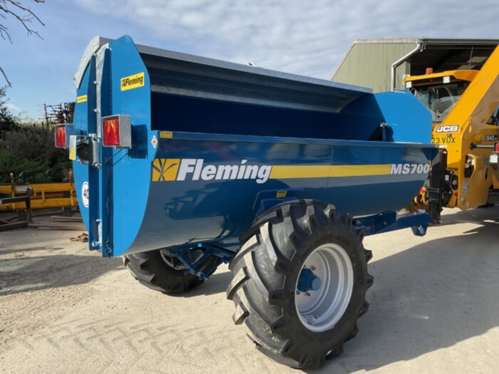 2023 NEW FLEMING MS700 MUCK SPREADER. HYDRAULIC BRAKES. HYDRAULIC TOP LID. - Bild 6 aus 9