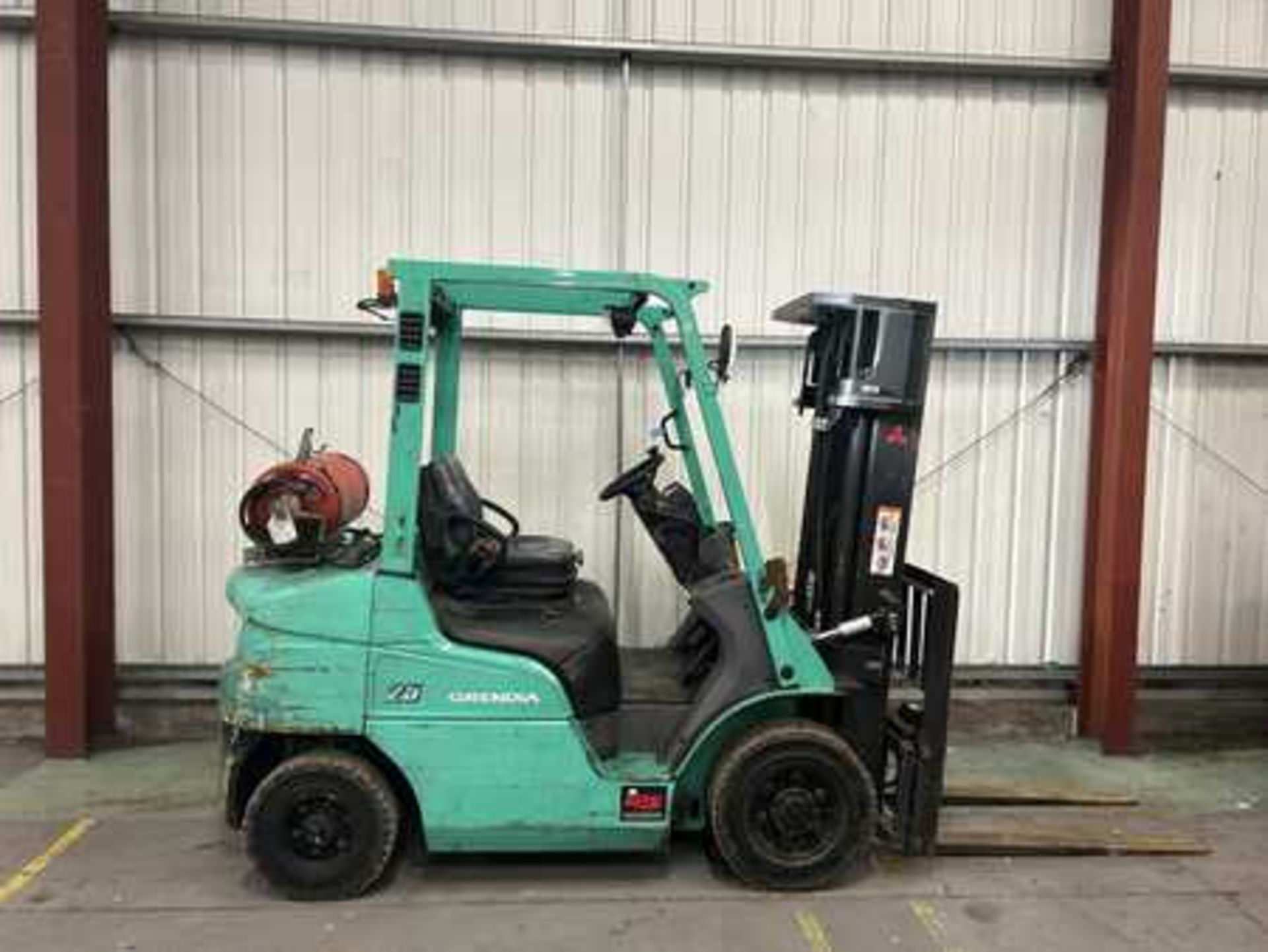 LPG FORKLIFTS MITSUBISHI FG25NT - Bild 5 aus 6