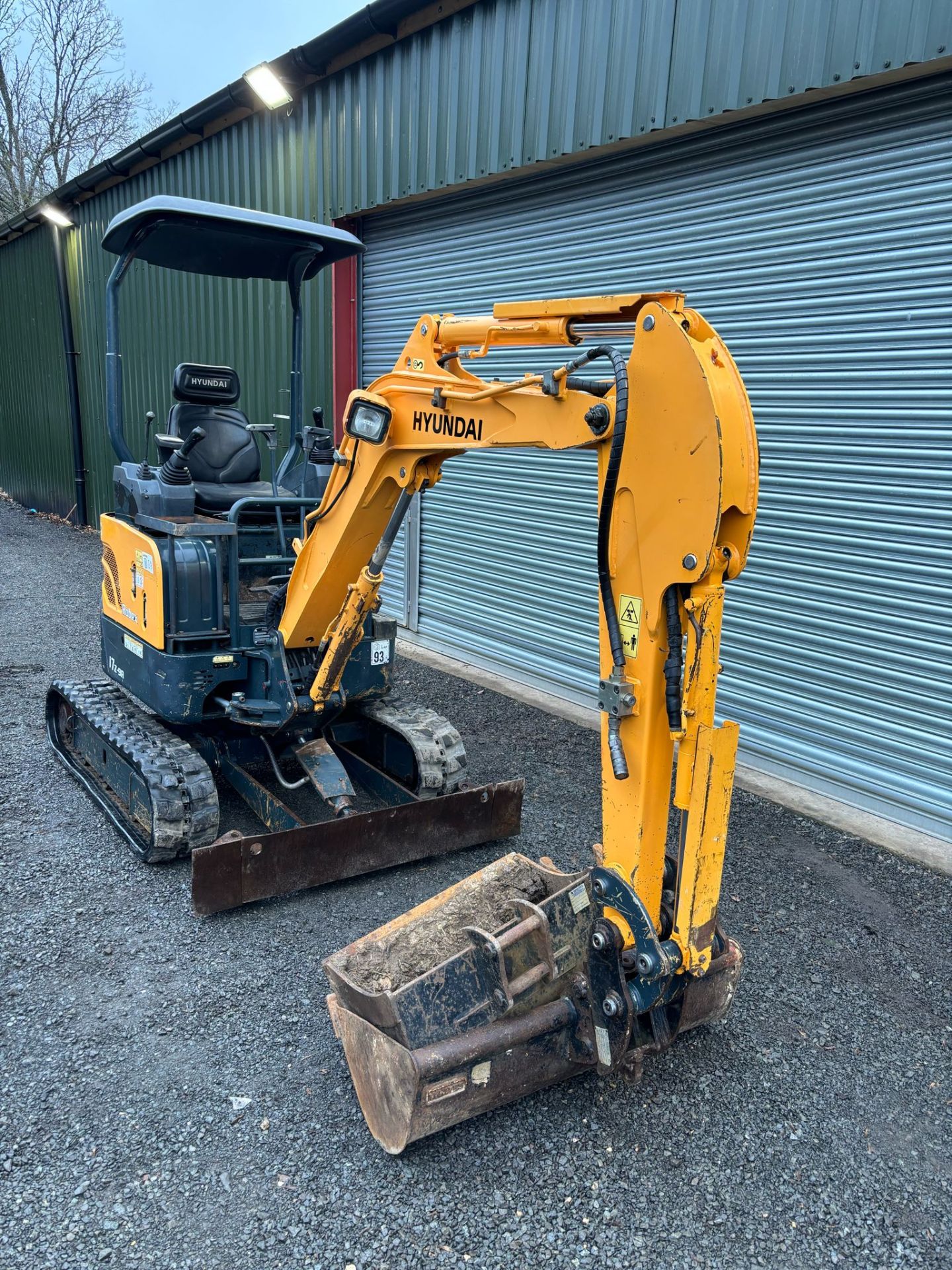 HYUNDAI ROBED 17Z-9R MINI DIGGER EXCAVATOR 2016 - Image 12 of 12