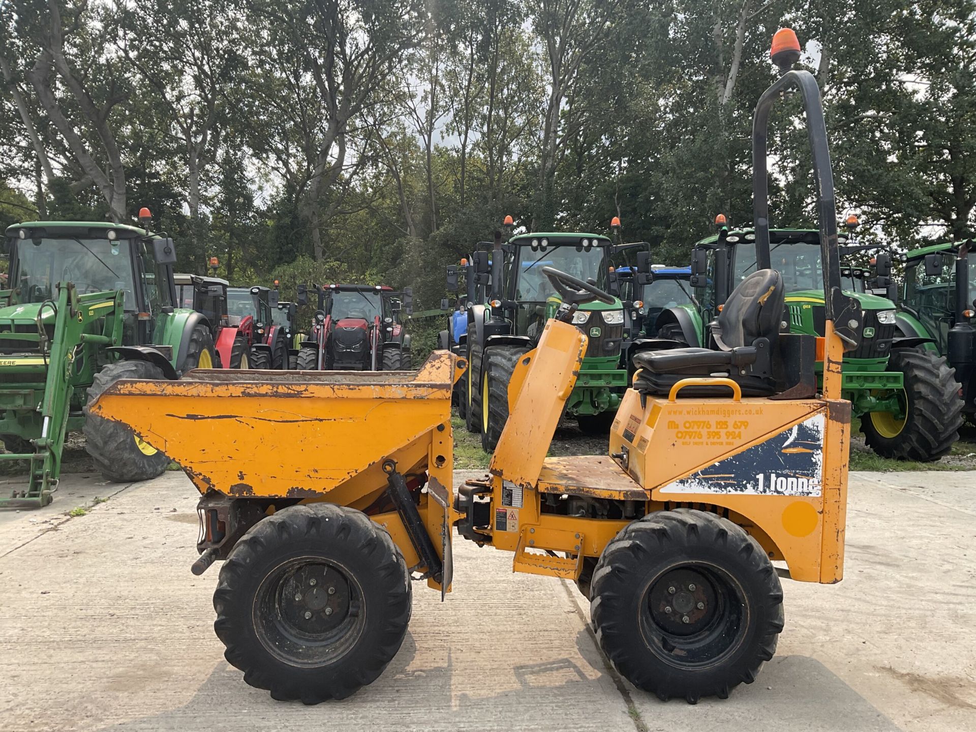 THWAITES MACH 201 TONNE STRAIGHT TIP DUMPER.