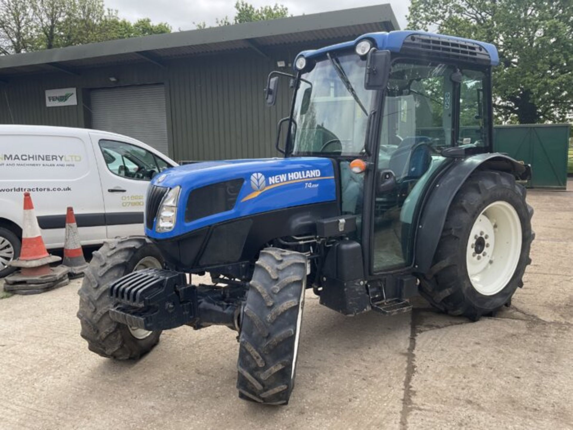 NEW HOLLAND T4.85F 4231 HOURS. - Bild 9 aus 10