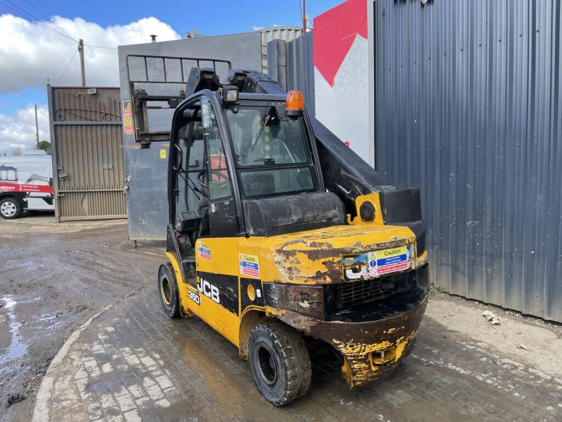 2011 JCB TELETRUK TLT35D TELEHANDLER - Image 7 of 10