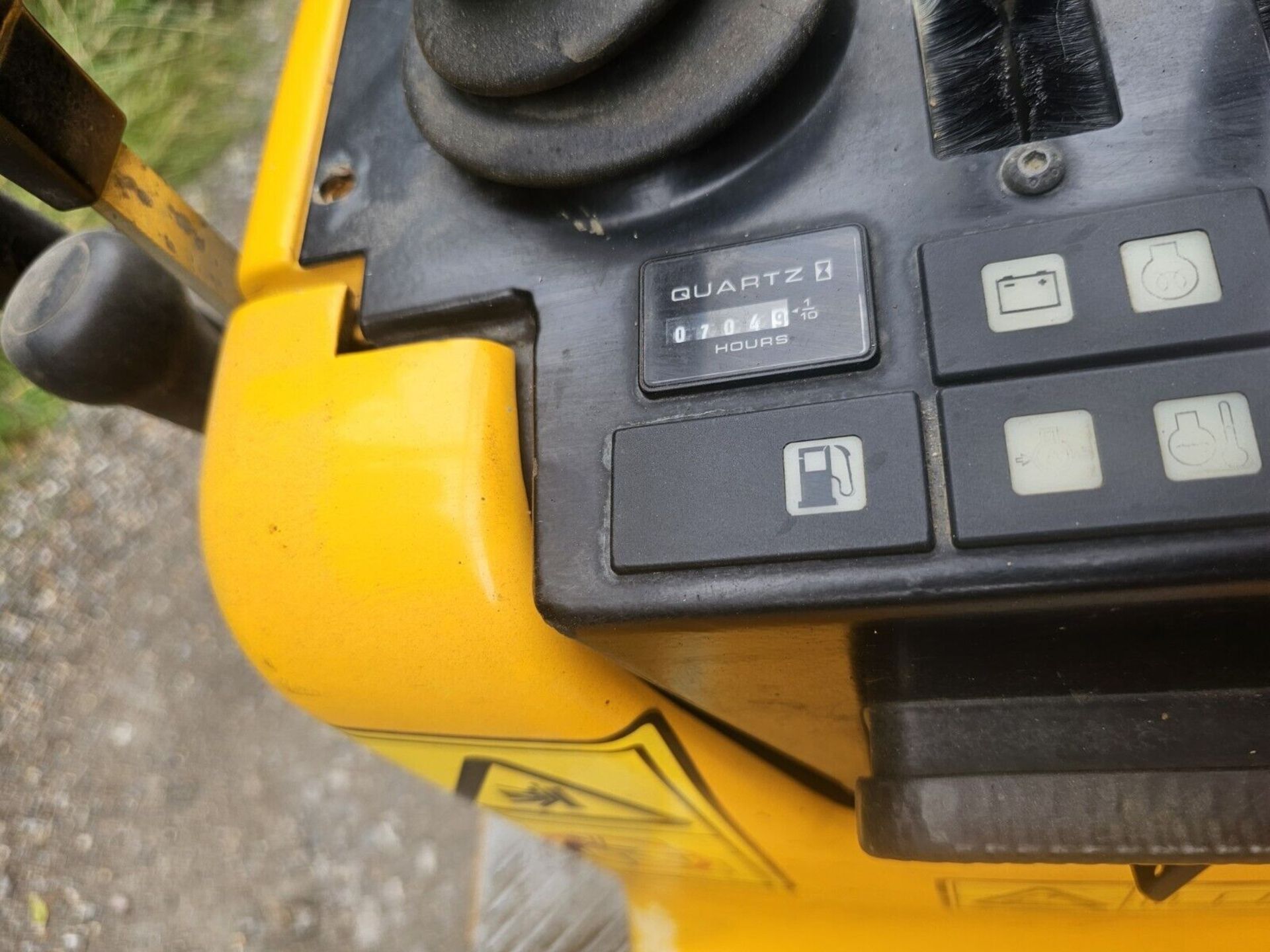 JCB 8008 MICRO DIGGER MINI DIGGER FINANCE OPTIONS - Bild 5 aus 5