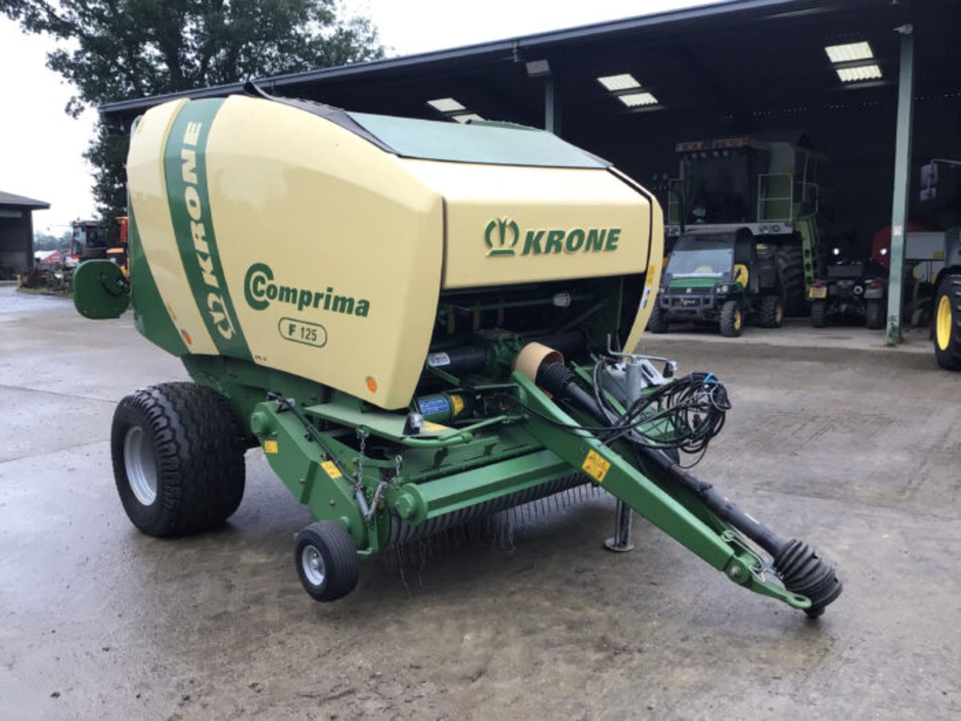 KRONE COMPRIMA F125 ROUND BALER - Image 3 of 8