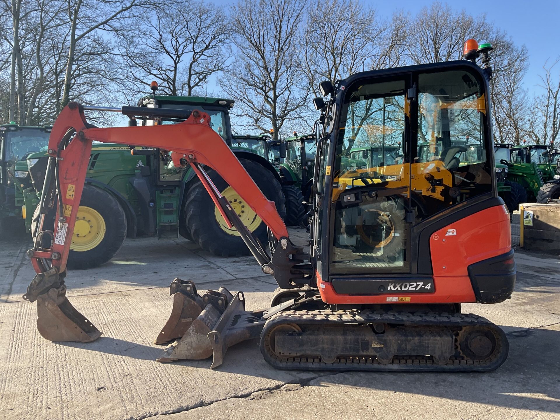 2019 KUBOTA KX027. RUBBER TRACKS