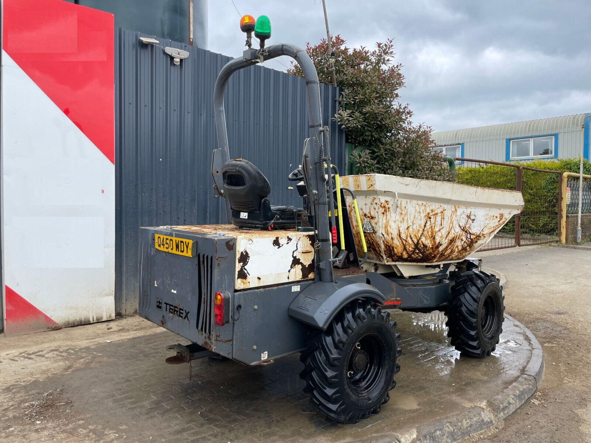 2014 MODEL YEAR TEREX TA3S: LOW-HOUR 4X4 SWIVEL DUMPER - Bild 6 aus 10