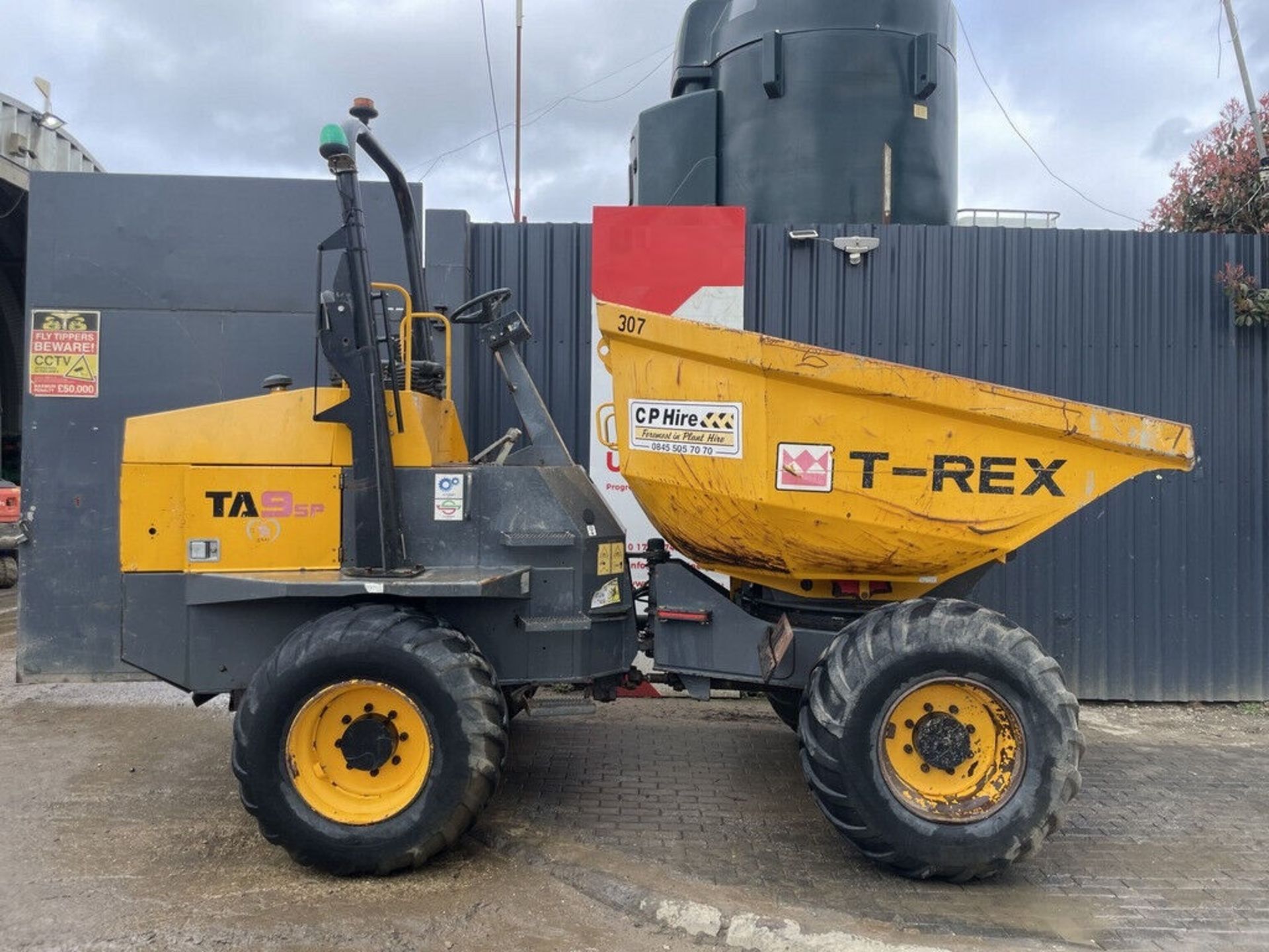 YEAR: 2016 TEREX TA9SP 9 TON SWIVEL DUMPER - Image 9 of 10