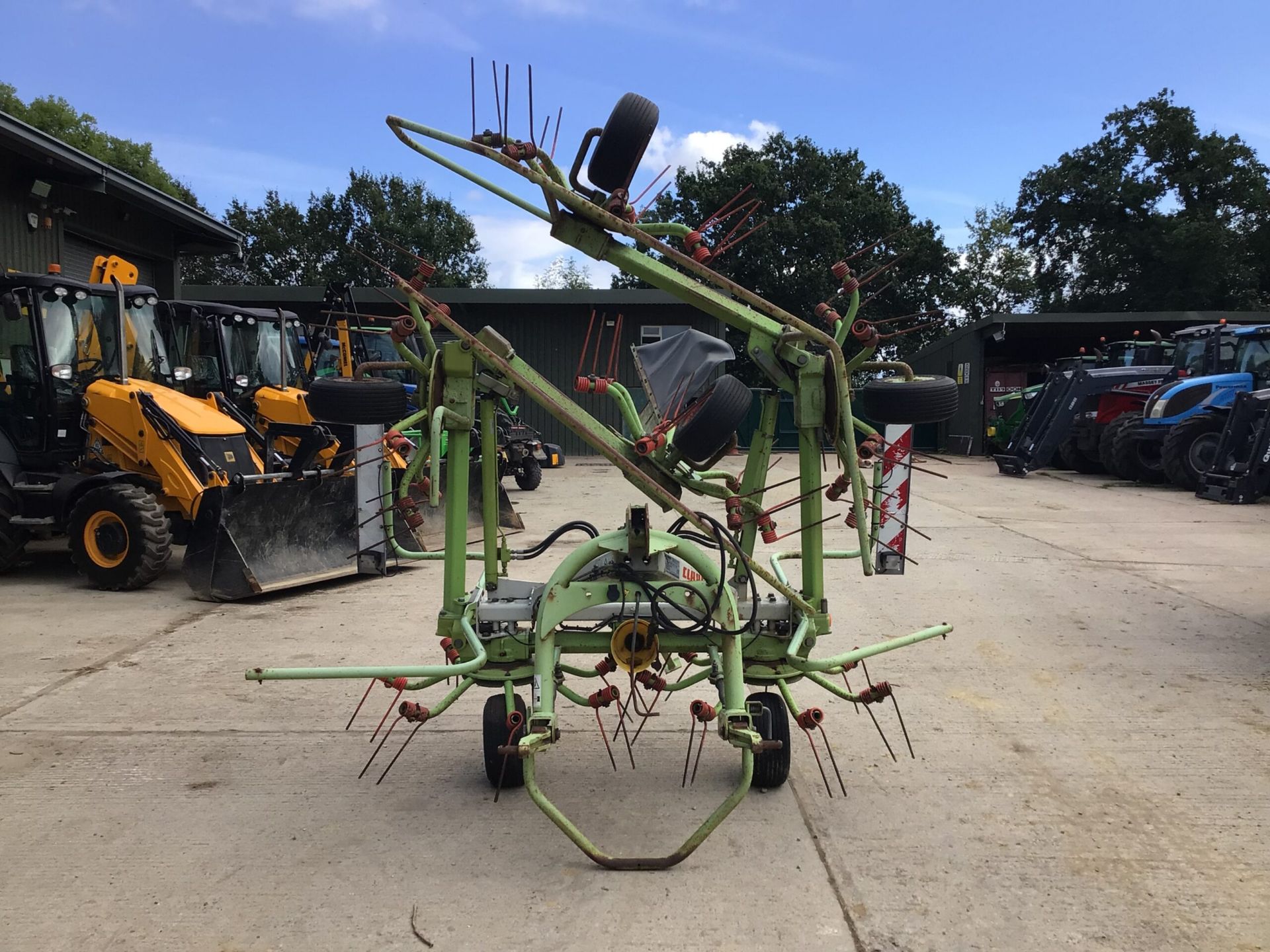 CLAAS VOLTO 770 6 ROTOR TEDDER. 3 POINT LINKAGE. HYDRAULIC FOLDING. - Image 6 of 6