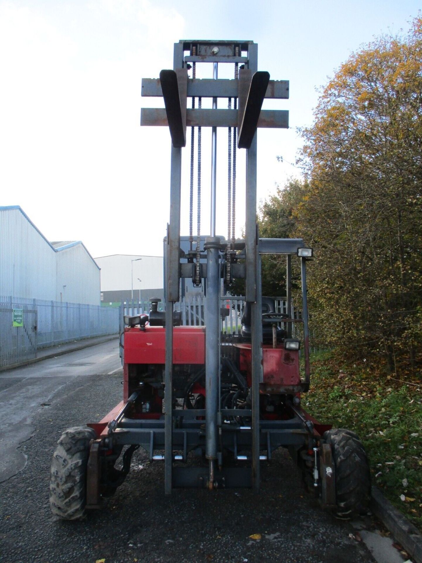 M7 TITAN: POWERING EFFICIENCY WITH 2400KG LIFT - Bild 10 aus 11