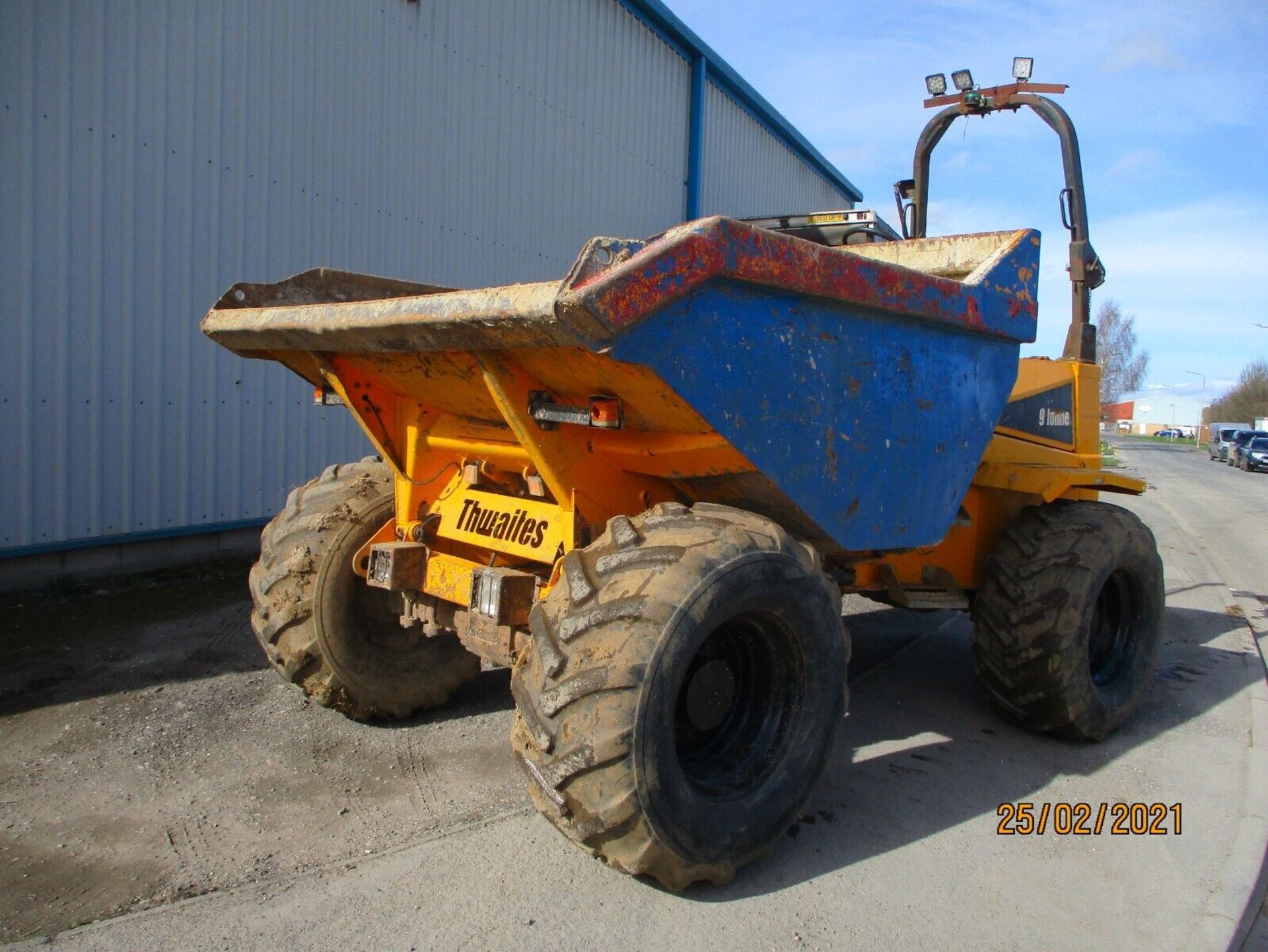 YEAR 2009 THWAITES 9 TON DUMPER - Image 3 of 13