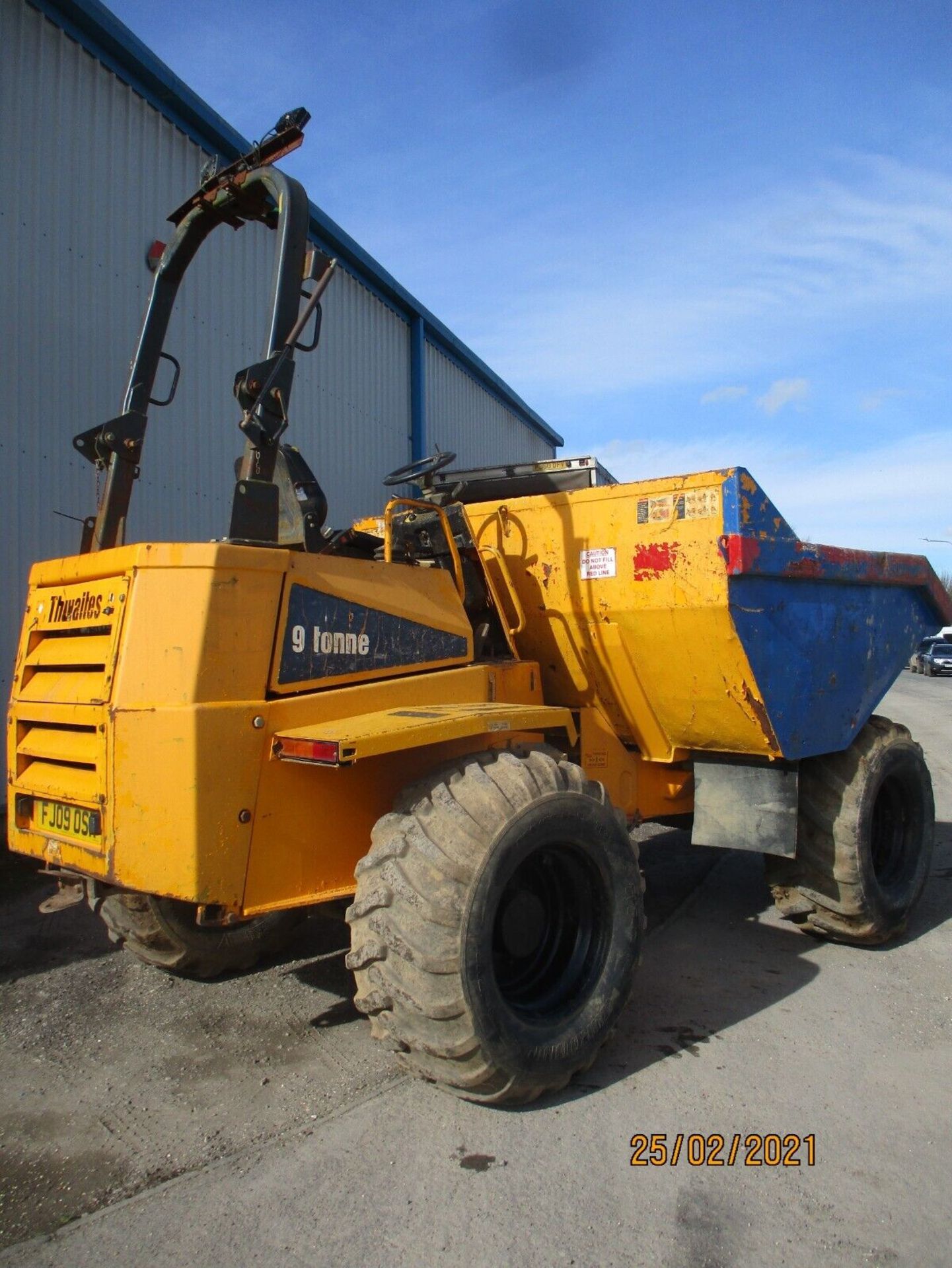 YEAR 2009 THWAITES 9 TON DUMPER - Image 6 of 13