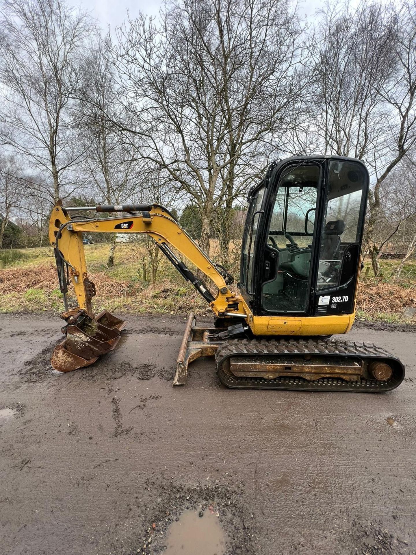 CAT 302.7D MINI DIGGER EXCAVATOR FULL CAB 2.7 TON TRACK MACHINE CATERPILLAR