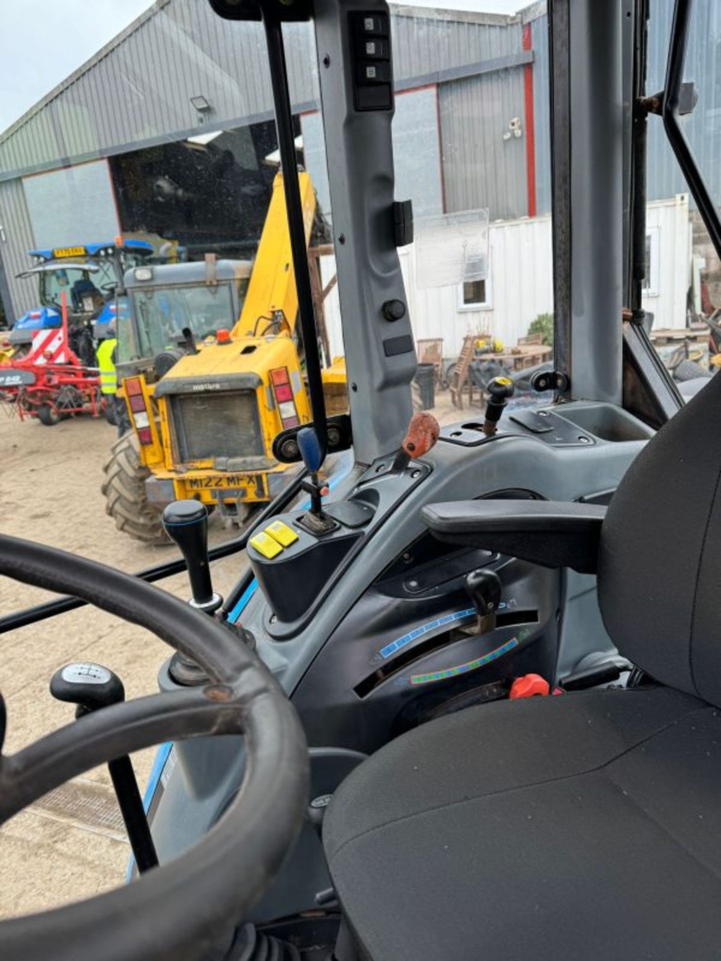 LANDINI 105 VISION TRACTOR - Image 9 of 9