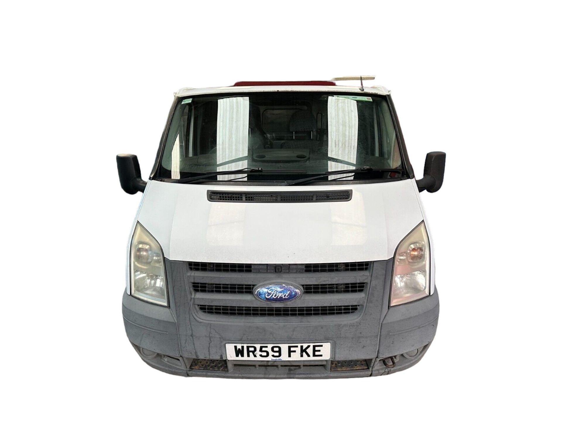 WHITE WARRIOR: FORD TRANSIT 280 SWB DIESEL PANEL VAN >>--NO VAT ON HAMMER--<< - Image 10 of 12