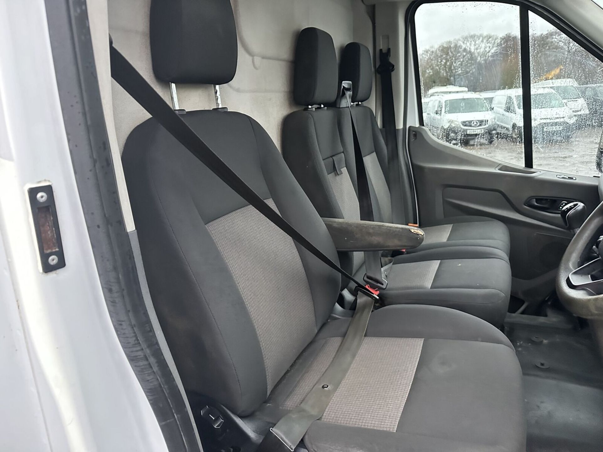 RELIABLE WORKHORSE: 69 PLATE FORD TRANSIT T350, LONG MOT, LOW MILEAGE - Image 18 of 19