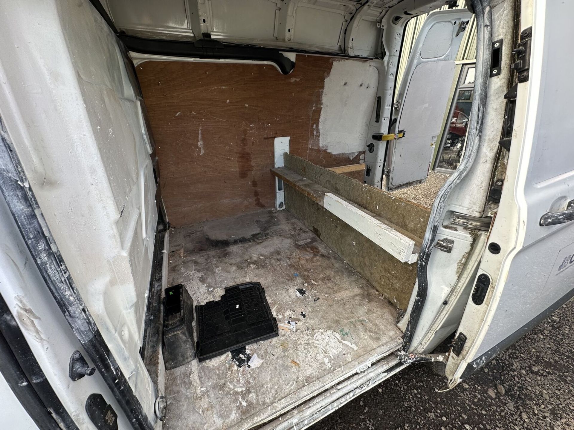 OPPORTUNITY KNOCKS: 64 PLATE FORD TRANSIT CUSTOM - EASY ECU FIX VAN >>--NO VAT ON HAMMER--<< - Image 9 of 15