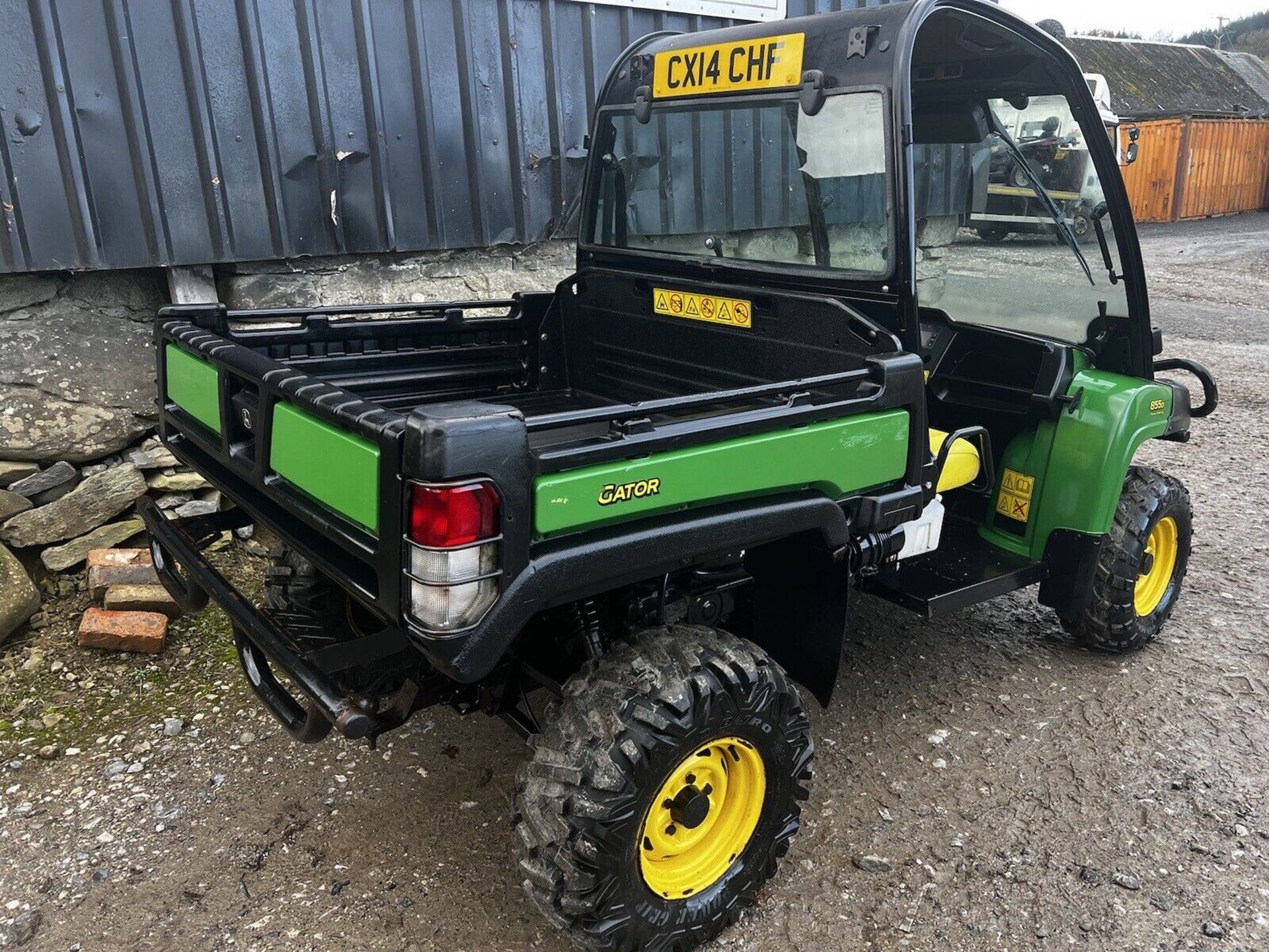 2014 JOHN DEERE 855D GATOR - Image 2 of 6