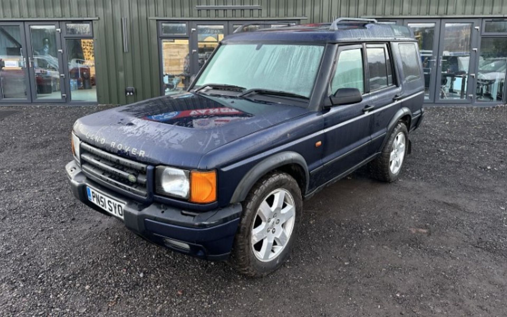 CLASSIC ADVENTURE: 51 PLATE LAND ROVER DISCOVERY V8I ES AUTO LPG >>--NO VAT ON HAMMER--<< - Image 3 of 20