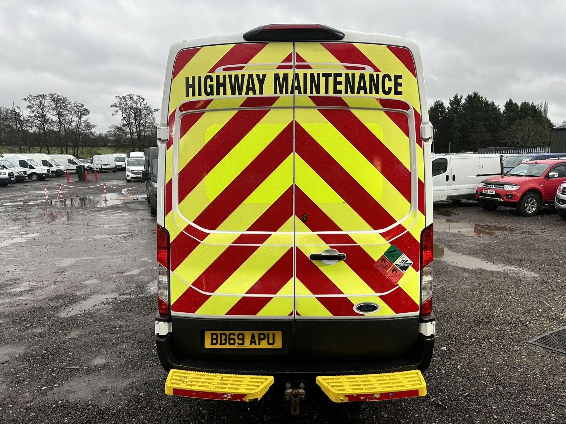 RELIABLE WORKHORSE: 69 PLATE FORD TRANSIT T350, LONG MOT, LOW MILEAGE - Image 5 of 19