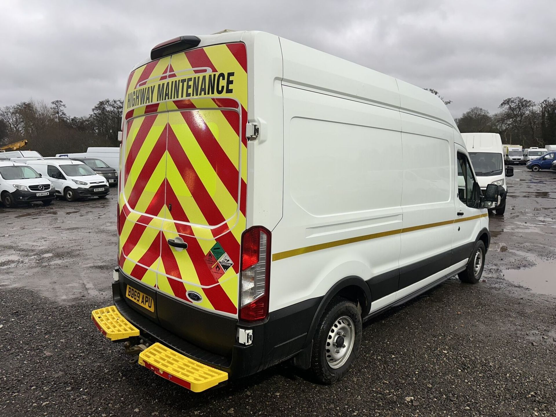 RELIABLE WORKHORSE: 69 PLATE FORD TRANSIT T350, LONG MOT, LOW MILEAGE - Image 6 of 19