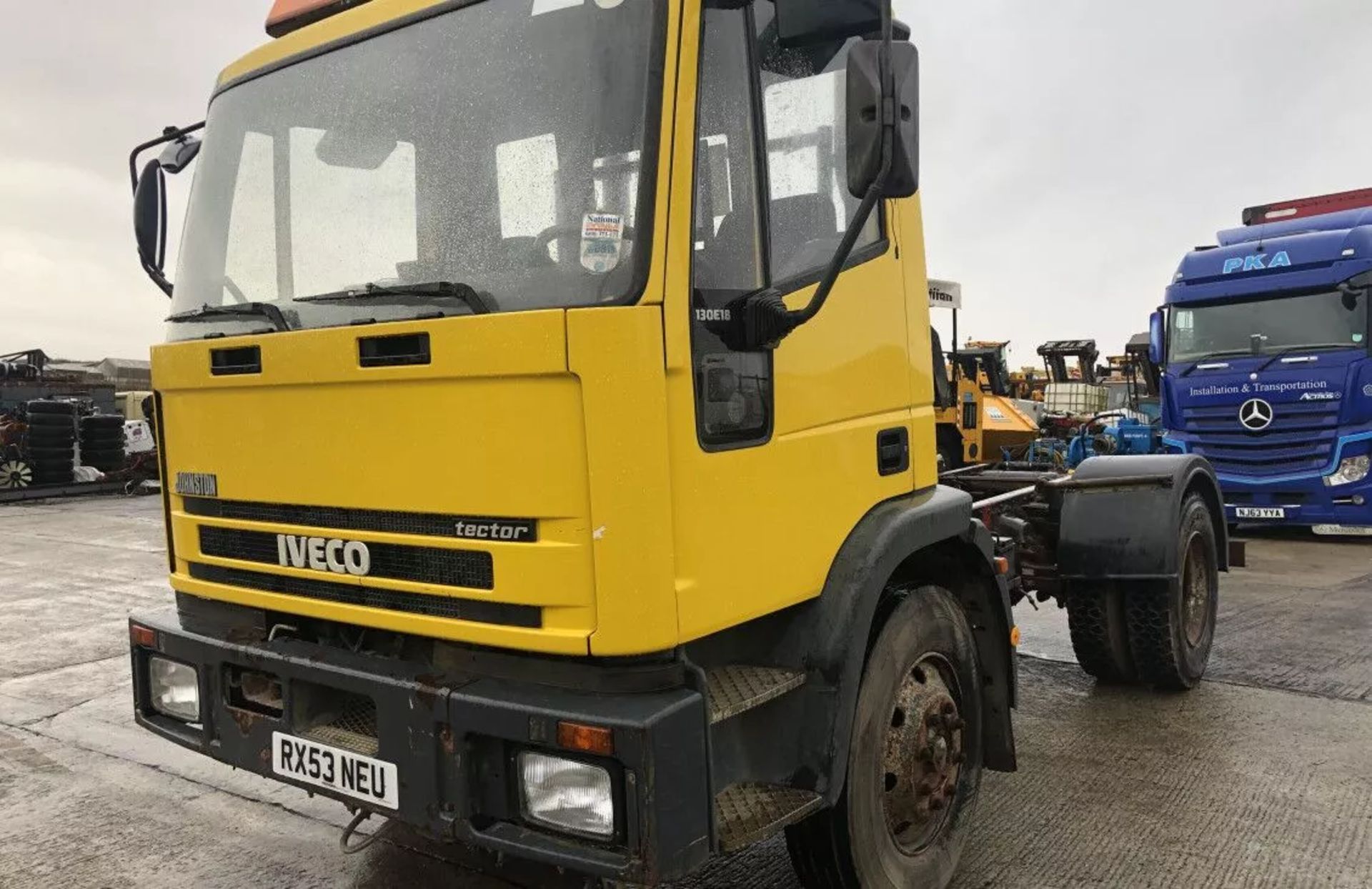 IVECO 130E18 LHD CAB AND CHASSIS - Image 4 of 8