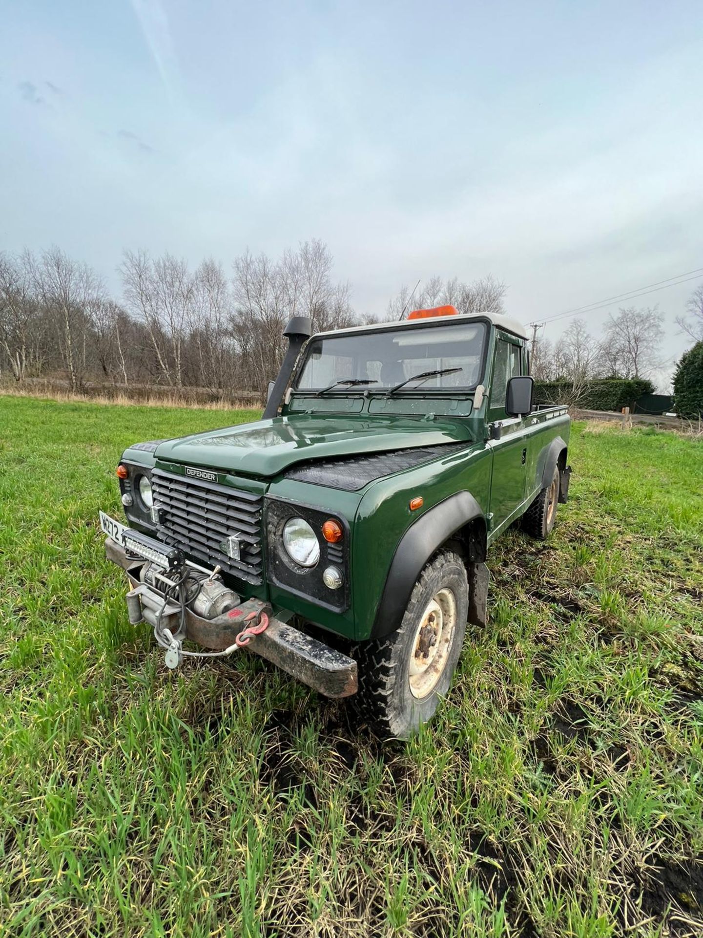 LANDROVER DEFENDER 6 MONTHS MOT START RUNS - Image 4 of 13