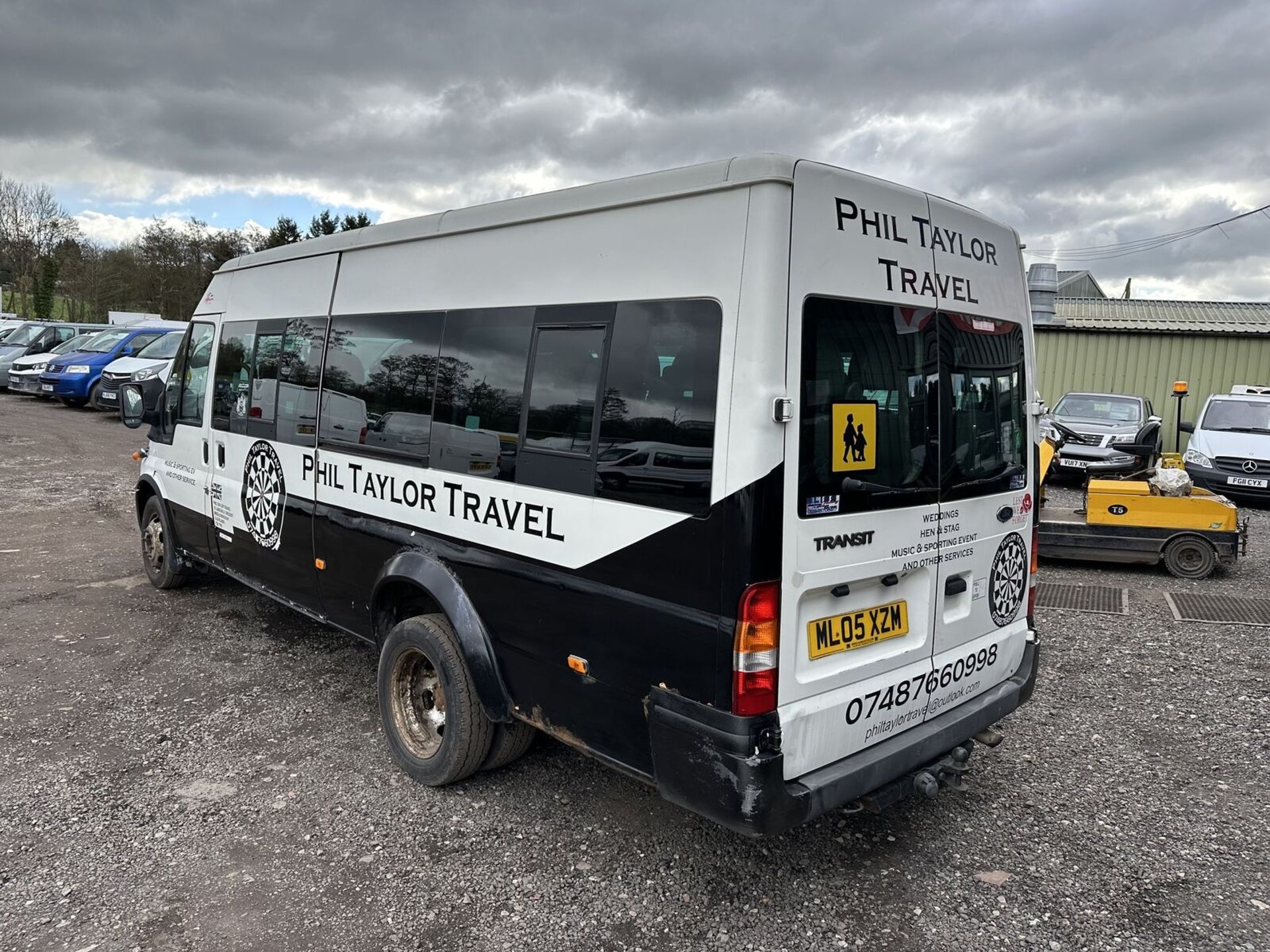 VERSATILE 2005 FORD TRANSIT MINIBUS: TURBO REPAIRABLE >>--NO VAT ON HAMMER--<< - Image 3 of 21