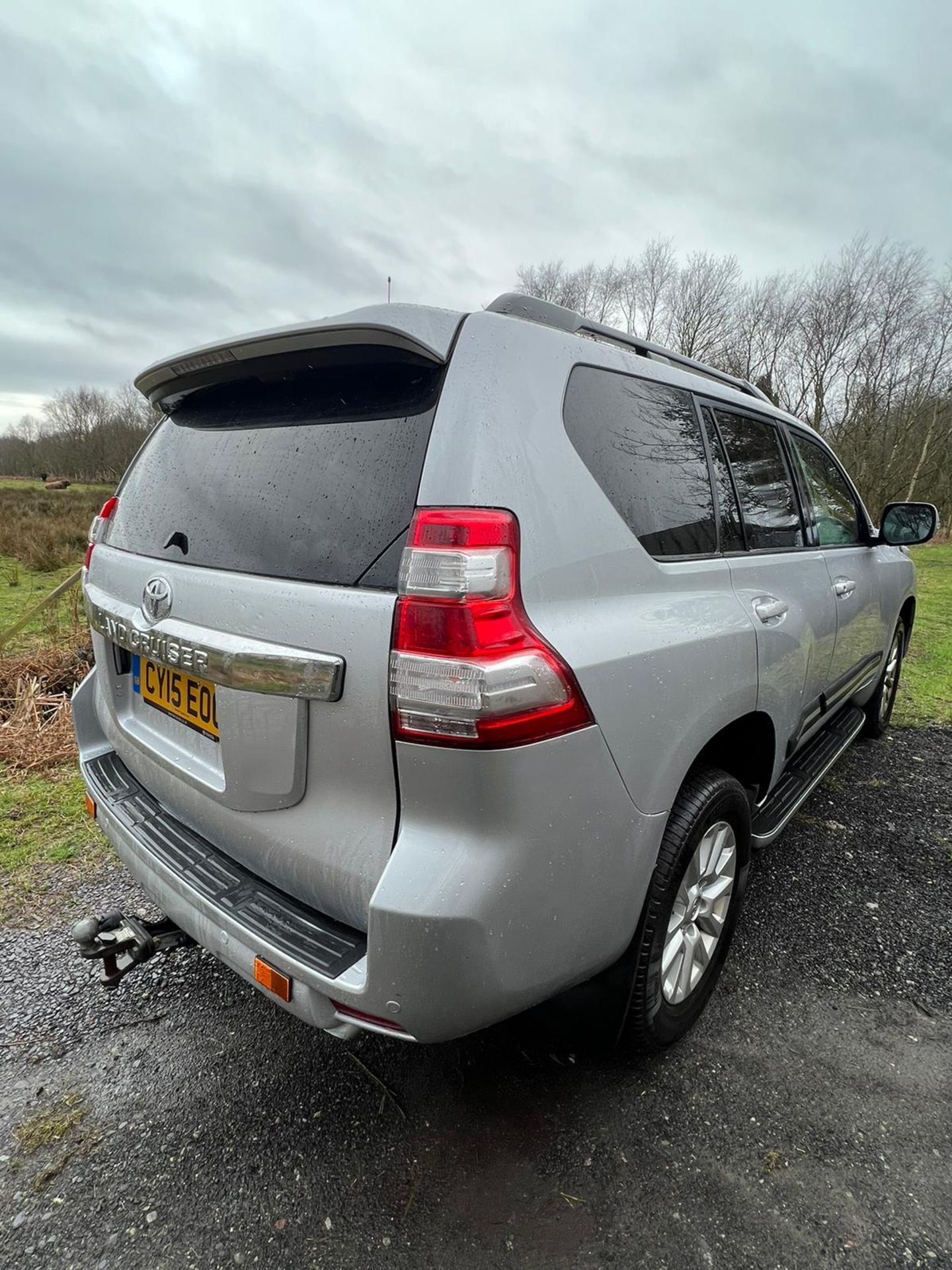 TOYOTA LANDCRUSISER 2.8 DIESEL - Image 18 of 18