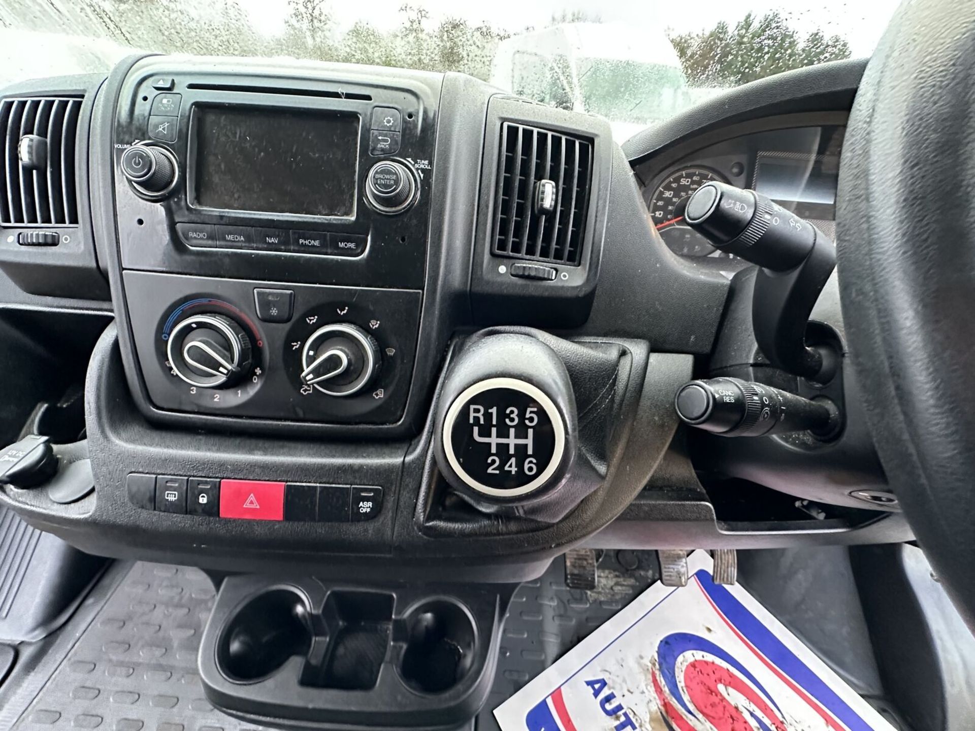 REPAIRABLE 2018 PEUGEOT BOXER RELAY: PROFESSIONAL PANEL VAN >>--NO VAT ON HAMMER--<< - Image 5 of 19